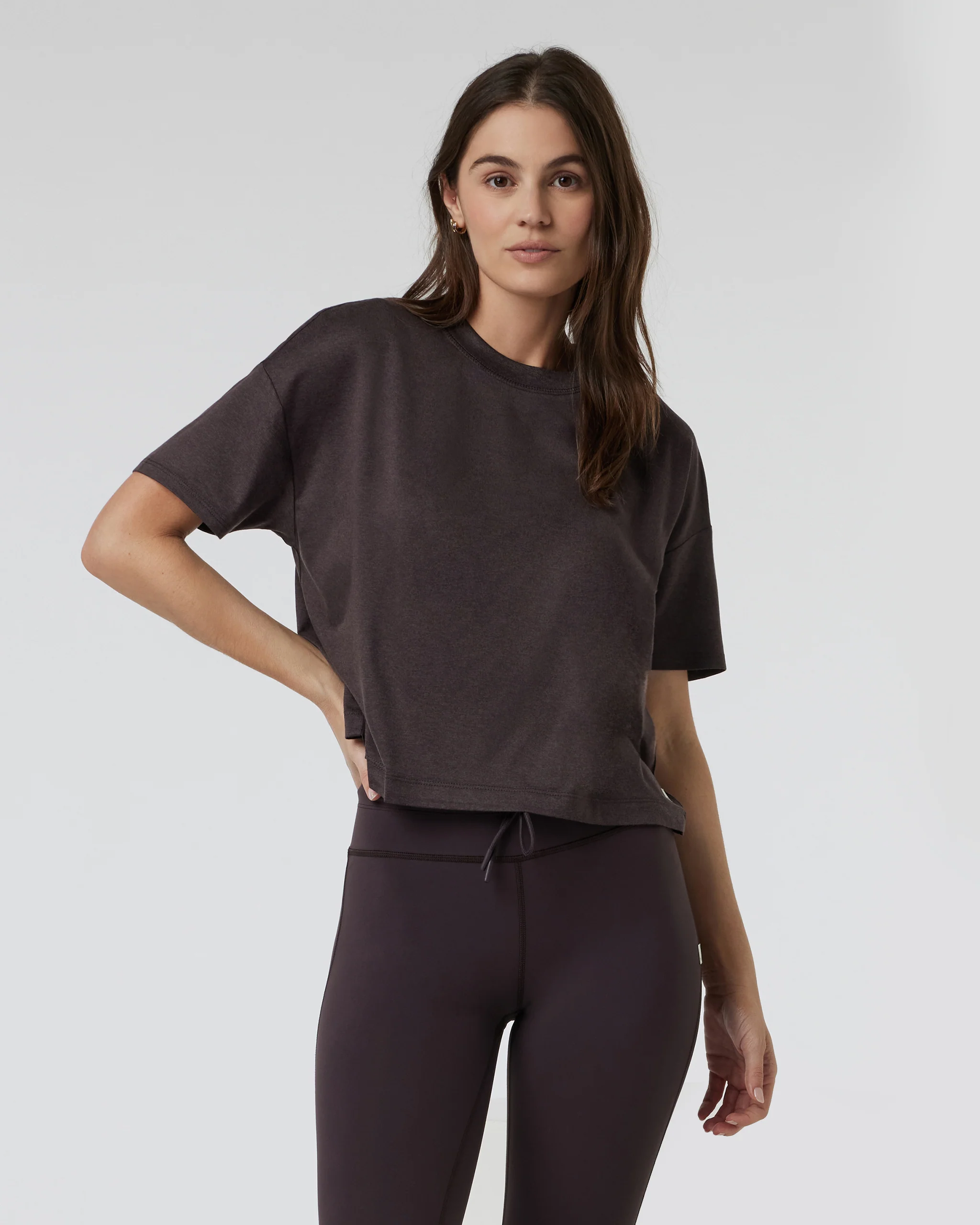 11915-energy-tee-sangria-heather-1.webp Energy Tee | Sangria Heather