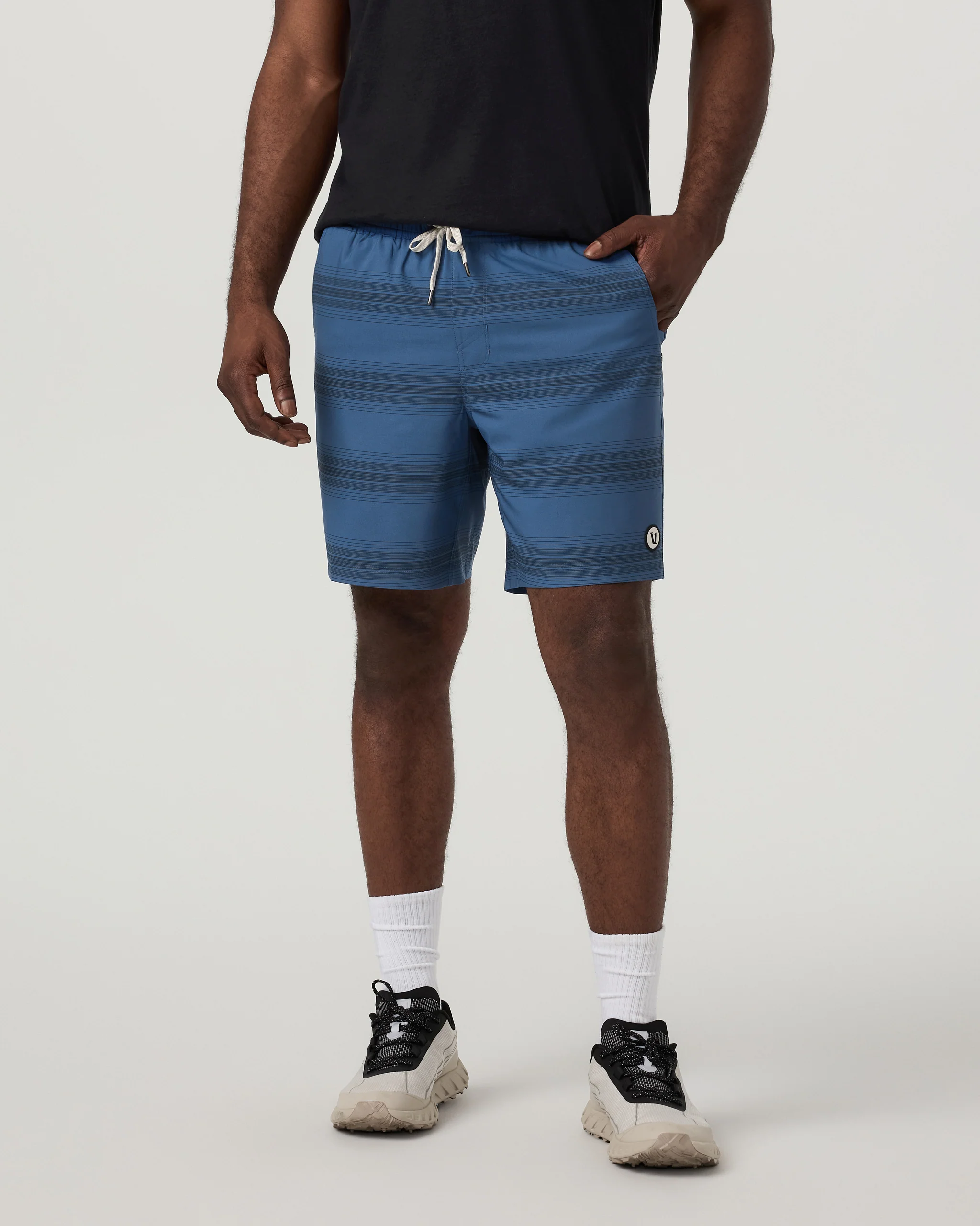 12295-kore-short-lined-7-sea-gradient-stripe-1.webp Kore Short Lined 7" | Sea Gradient Stripe
