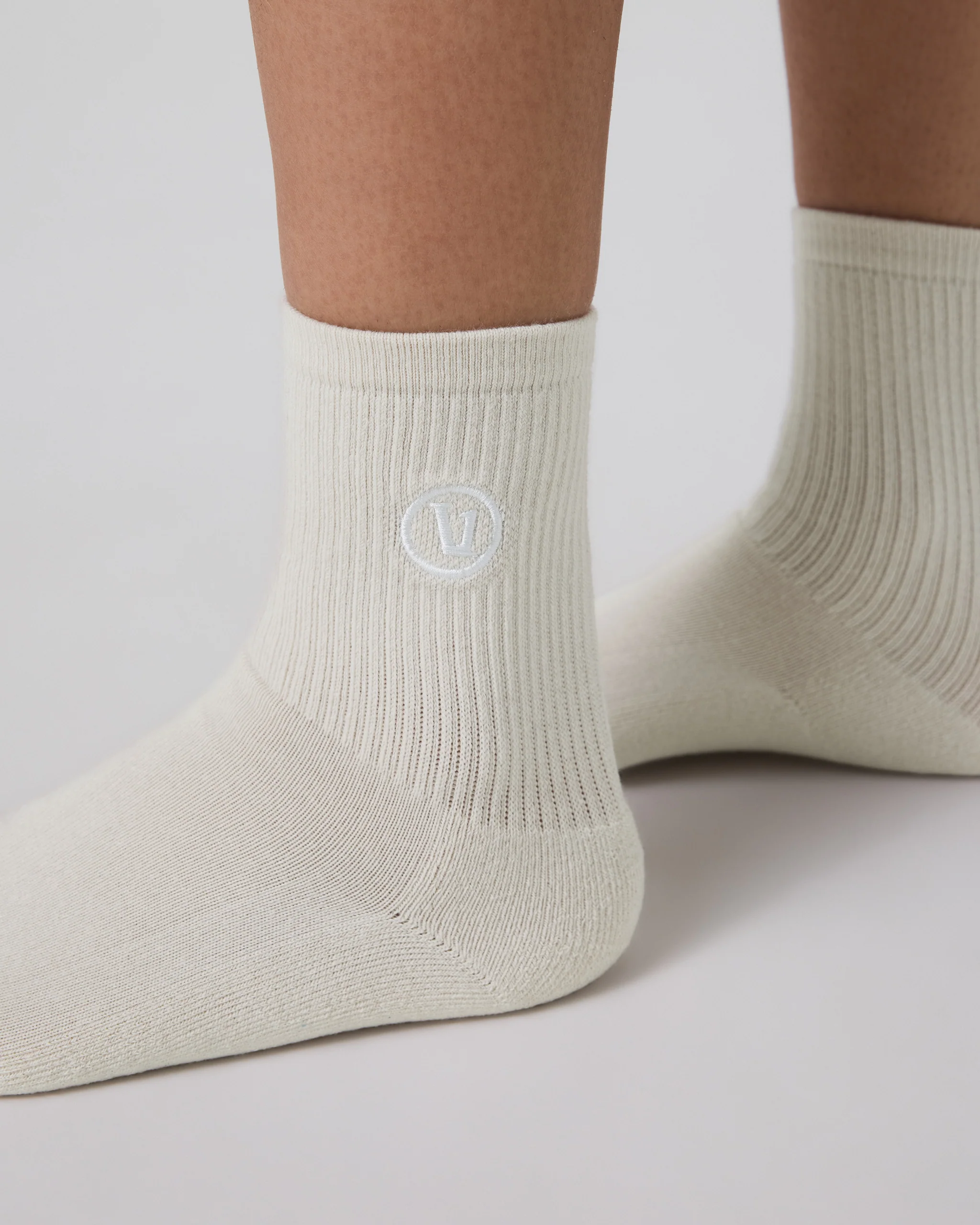 13130-half-crew-sock-salt-heather-2.webp Half Crew Sock | Salt Heather