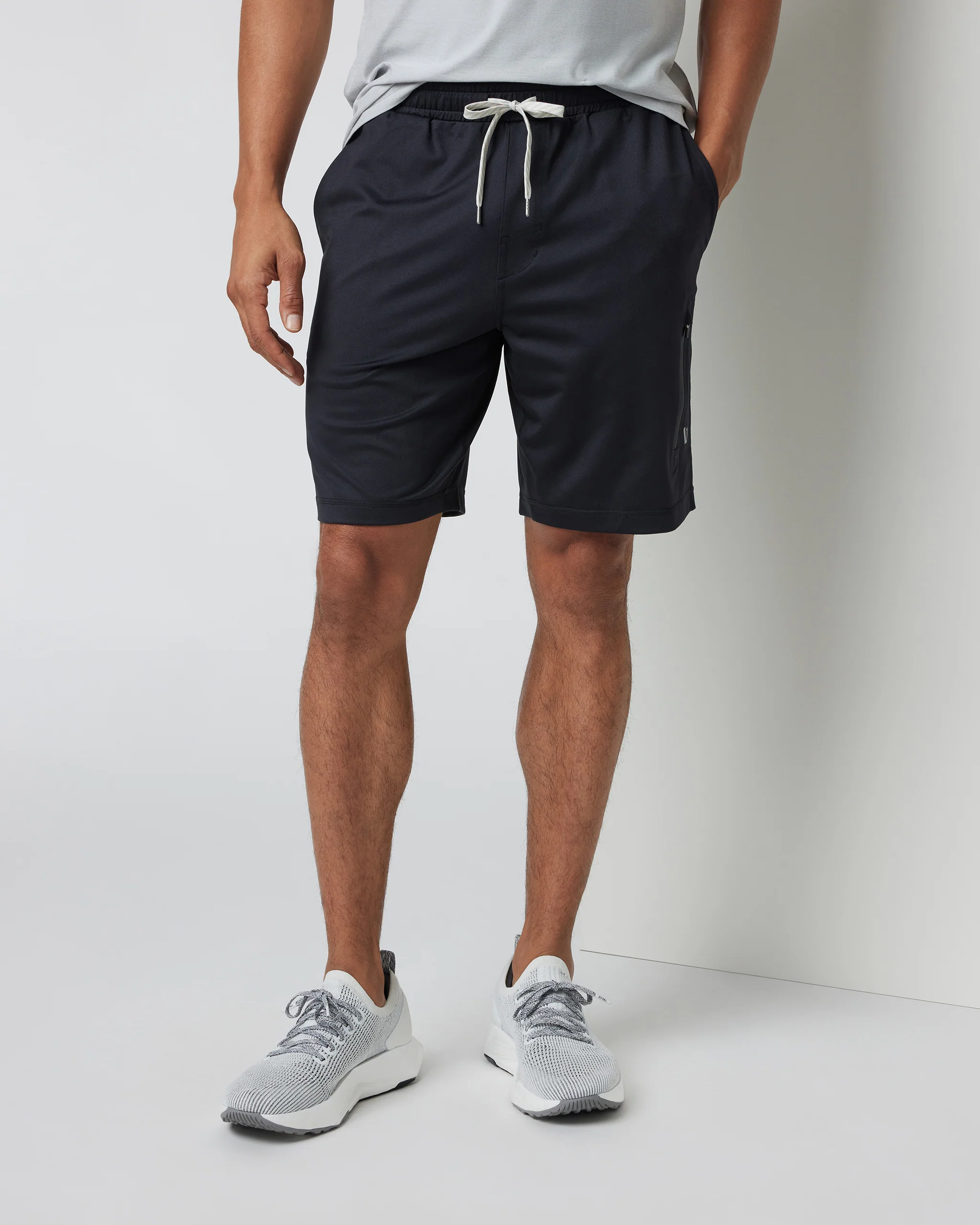 13230-sunday-performance-short-8-black-1.webp Sunday Performance Short 8" | Black