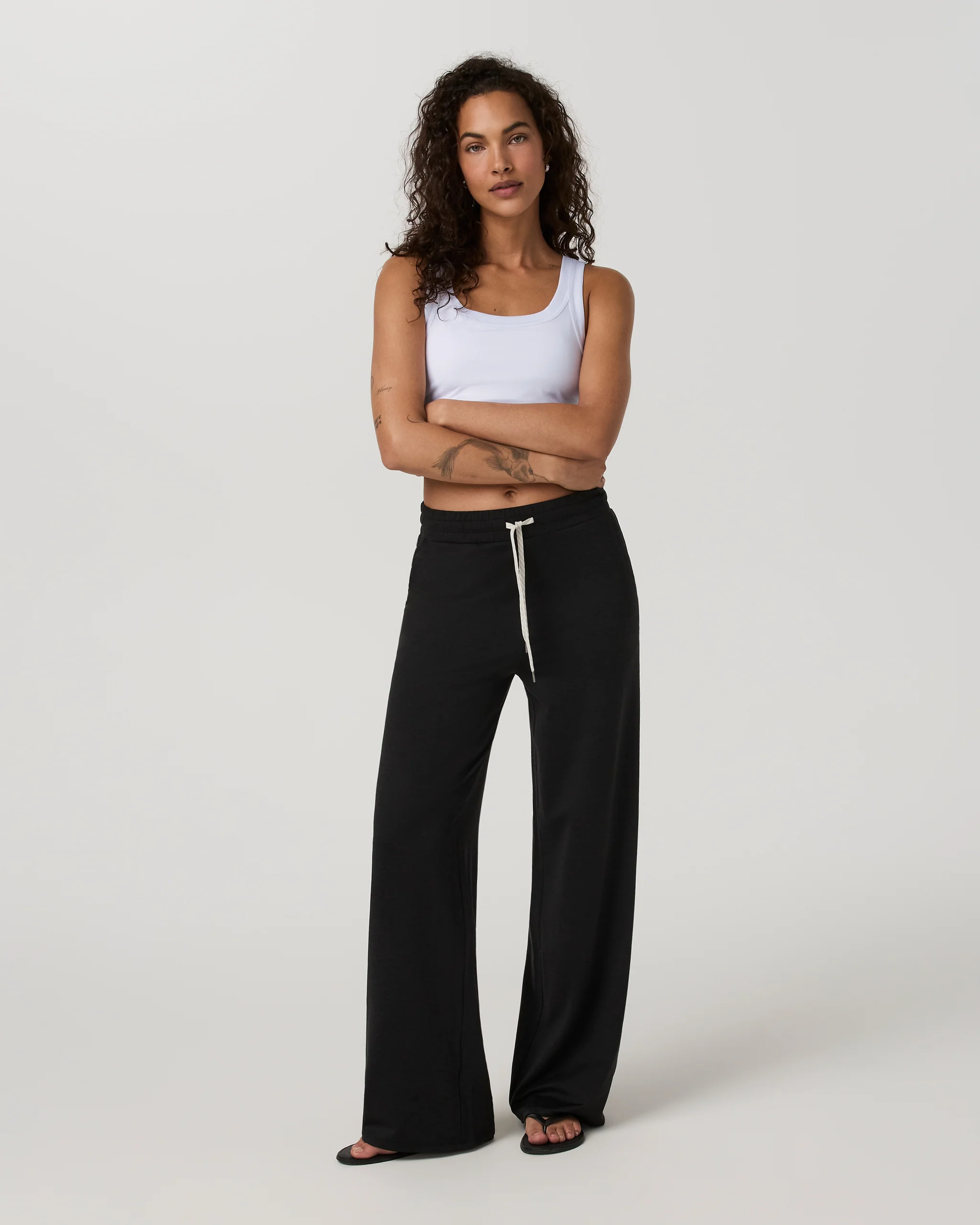 14627-halo-essential-wideleg-pant-black-heather-4.webp Halo Essential Wideleg Pant | Black Heather