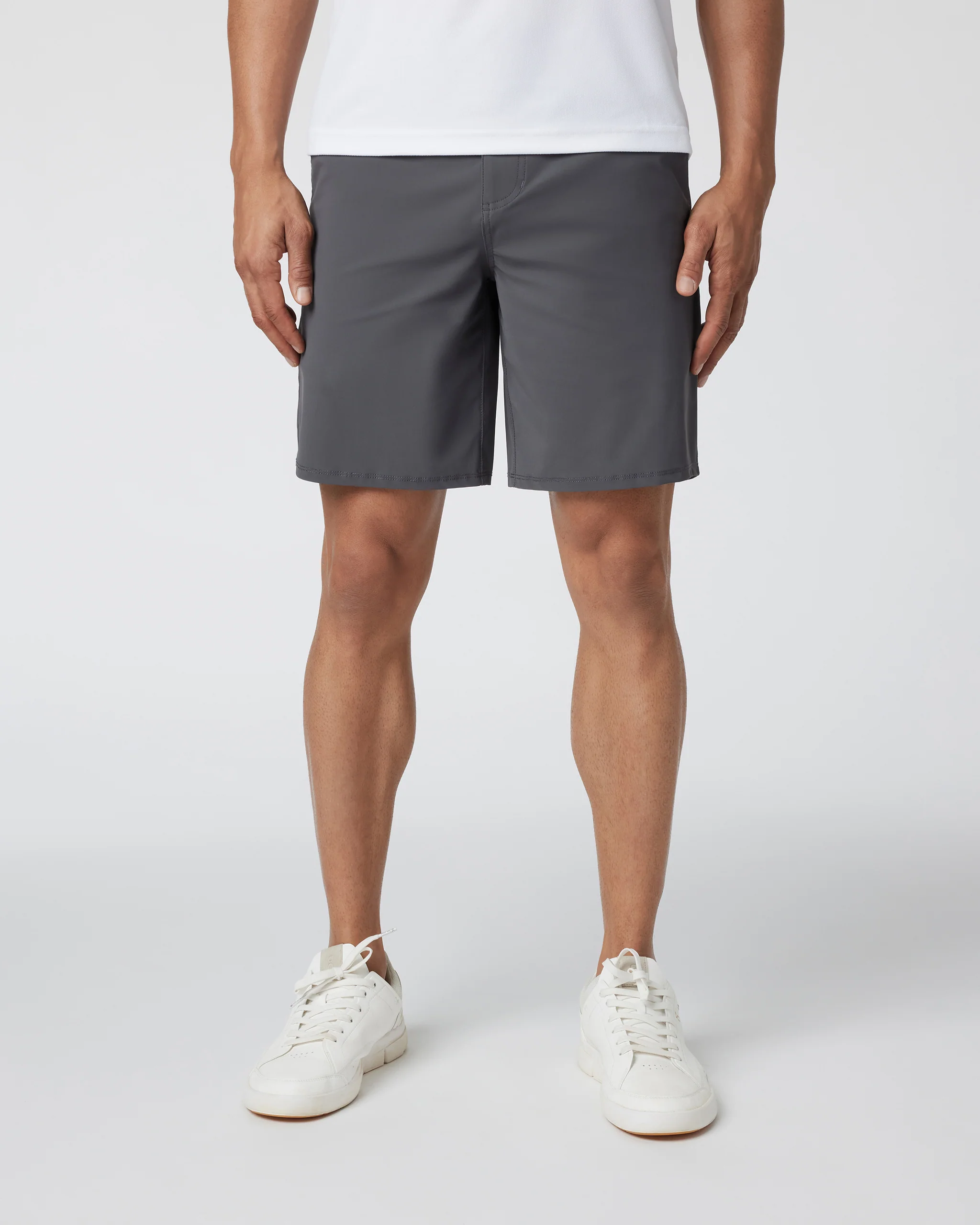 Vuori Meta™ Short 8" | Charcoal