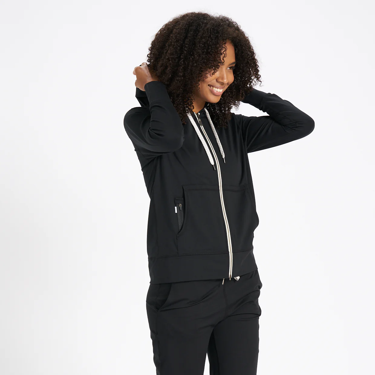15108-halo-performance-hoodie-black-1.webp Halo Performance Hoodie | Black