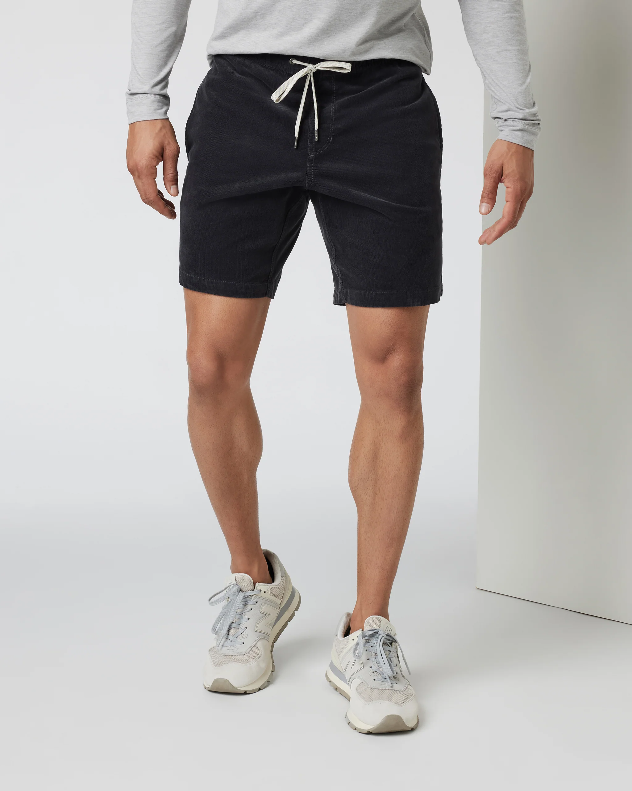 15315-optimist-short-charcoal-1.webp Optimist Short | Charcoal