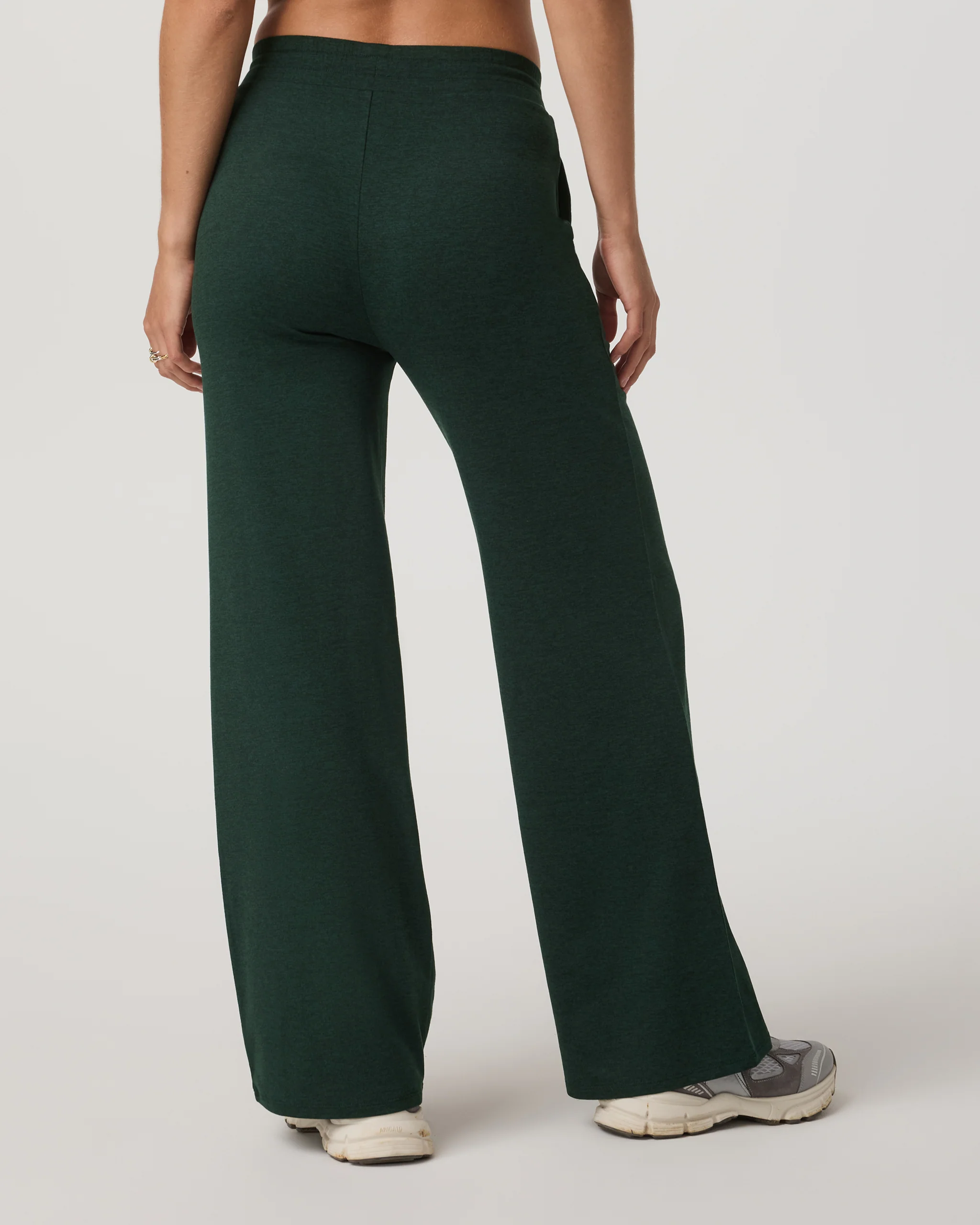 15488-halo-essential-wideleg-pant-evergreen-heather-3.webp Halo Essential Wideleg Pant | Evergreen Heather