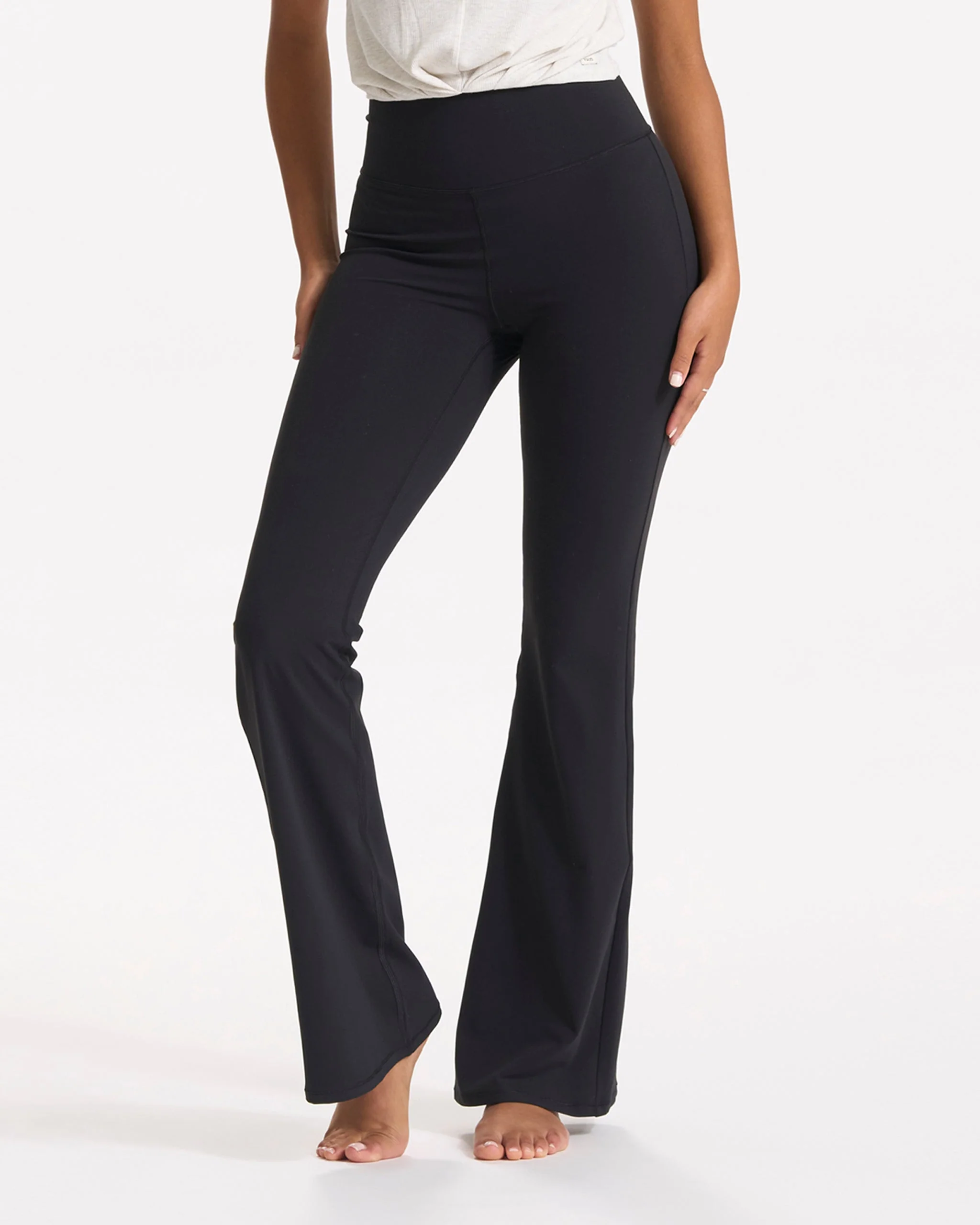 Studio Flare | Black