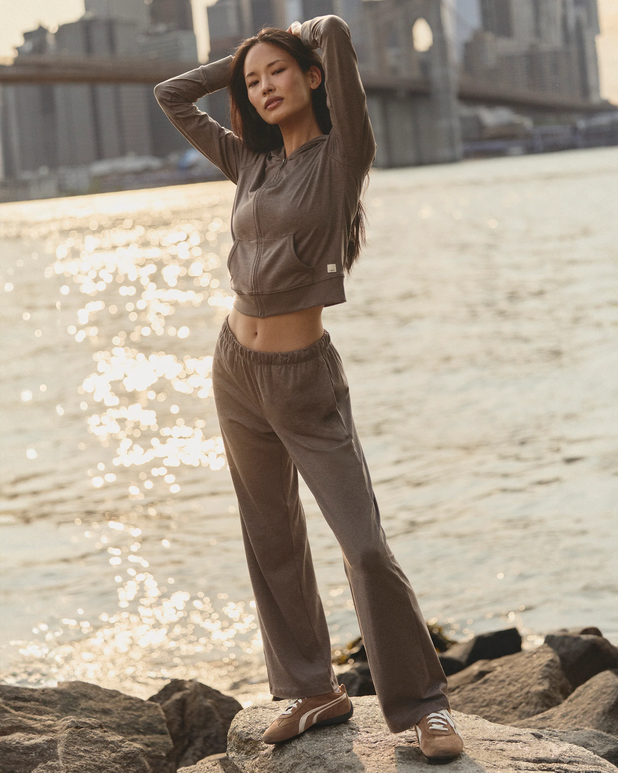 16123-halo-modern-straight-leg-pant-chia-heather-1.webp Halo Modern Straight Leg Pant | Chia Heather