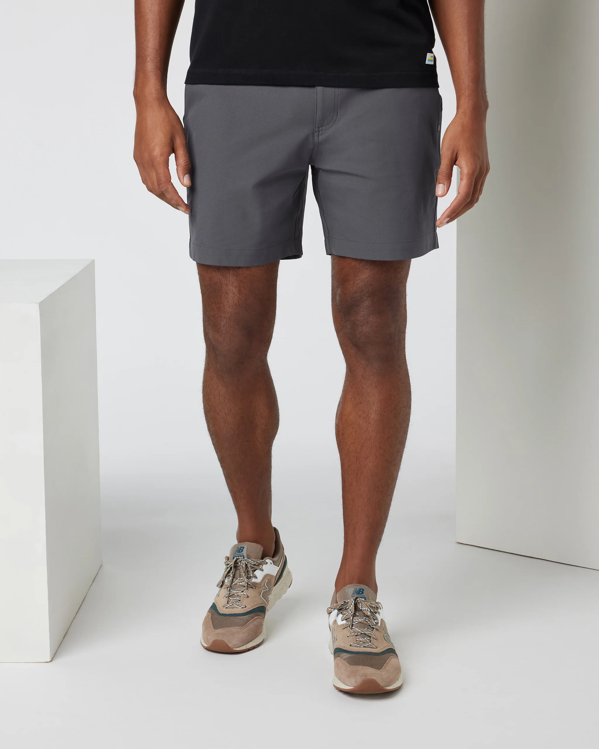 Vuori Meta™ Short 6" | Charcoal