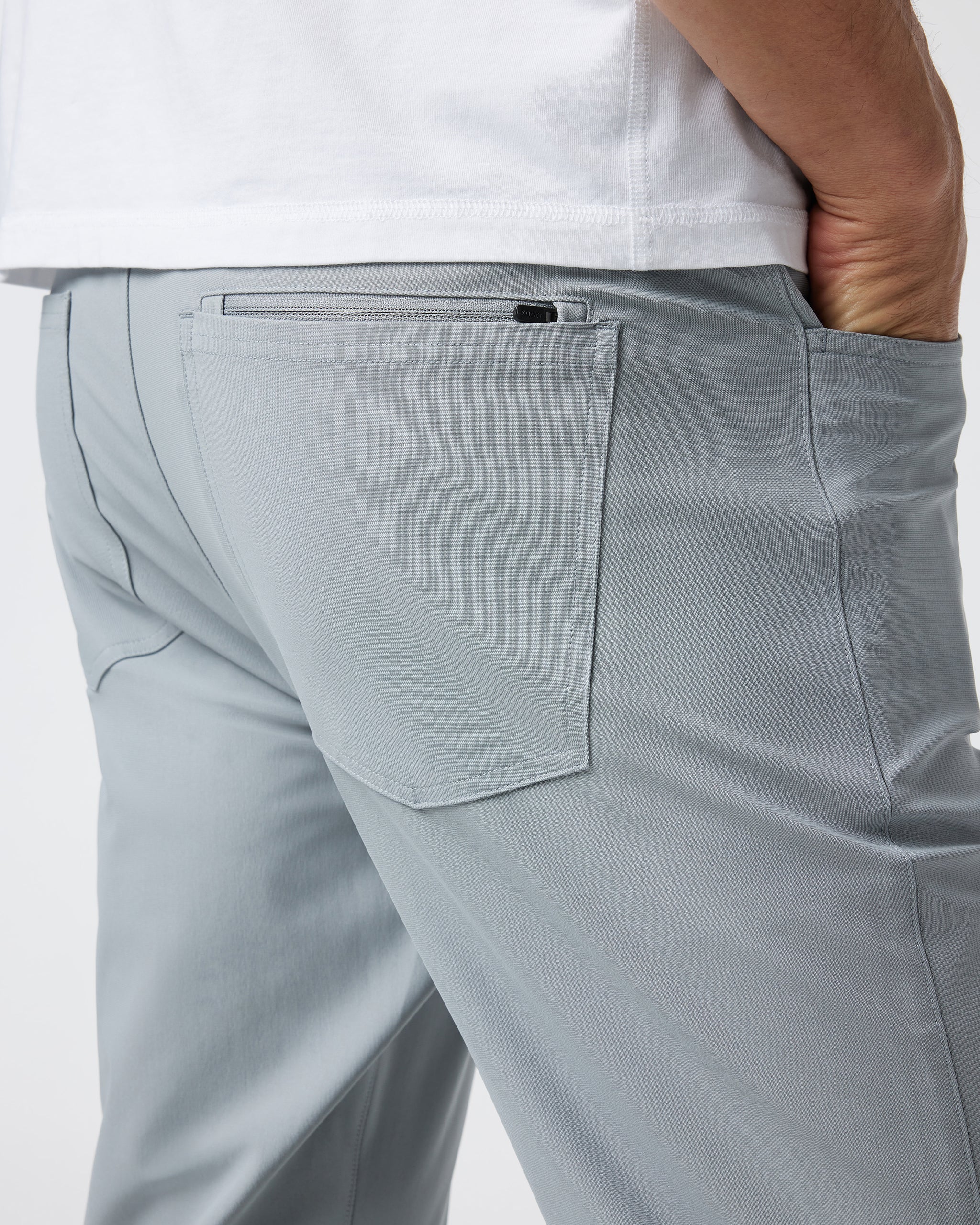 Vuori Meta™ Pant Athletic Slim Fit 32" | Steel