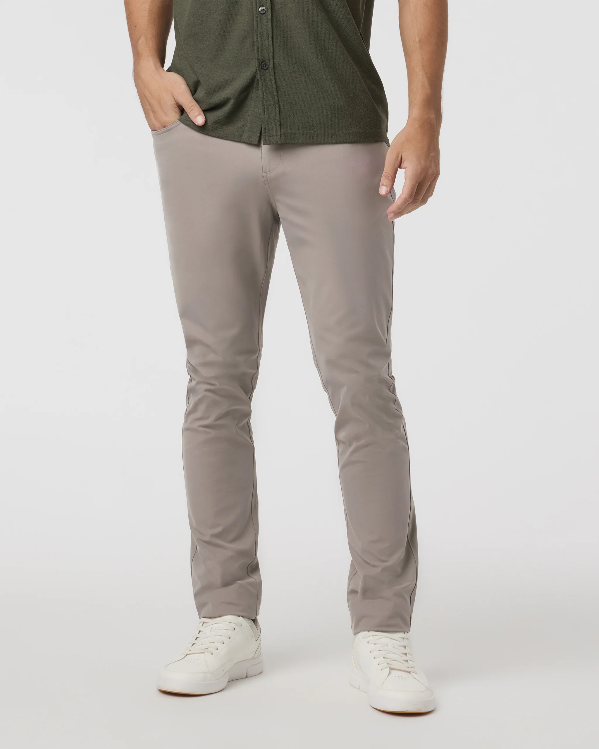 16867-vuori-metatm-pant-athletic-slim-fit-30-mocha-1.webp Vuori Meta™ Pant Athletic Slim Fit 30" | Mocha