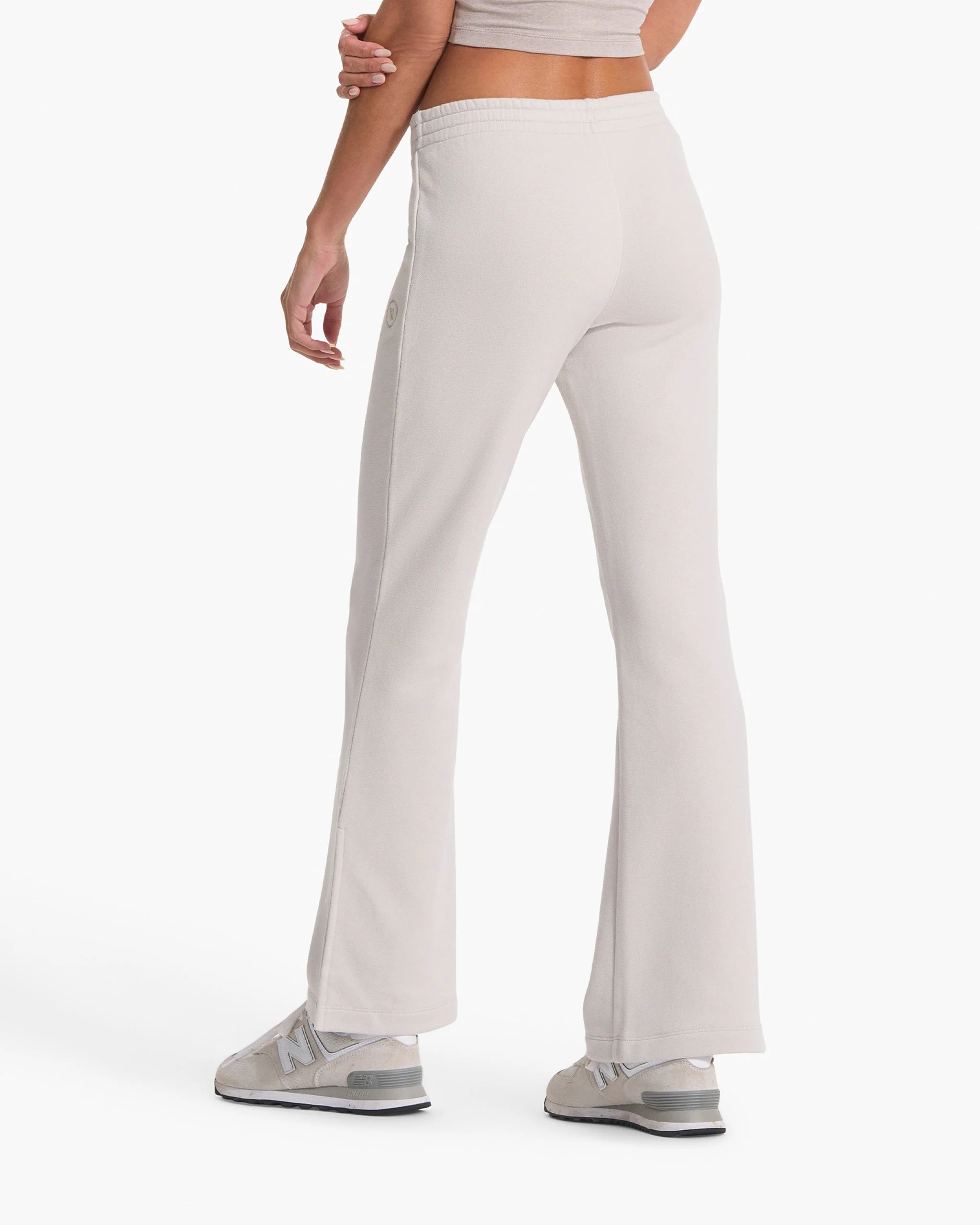 17210-sedona-wideleg-sweatpant-salt-4.webp Sedona Wideleg Sweatpant | Salt