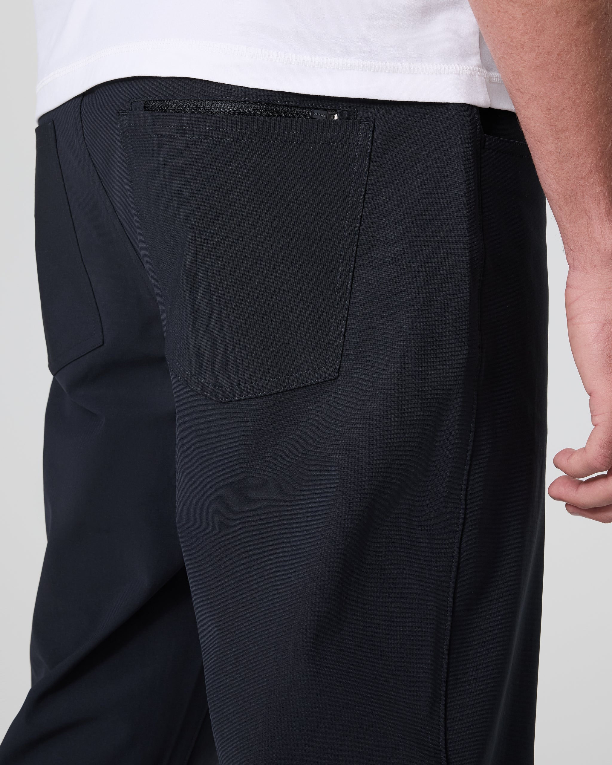 Vuori Meta™ Pant Classic Fit 32" | Black
