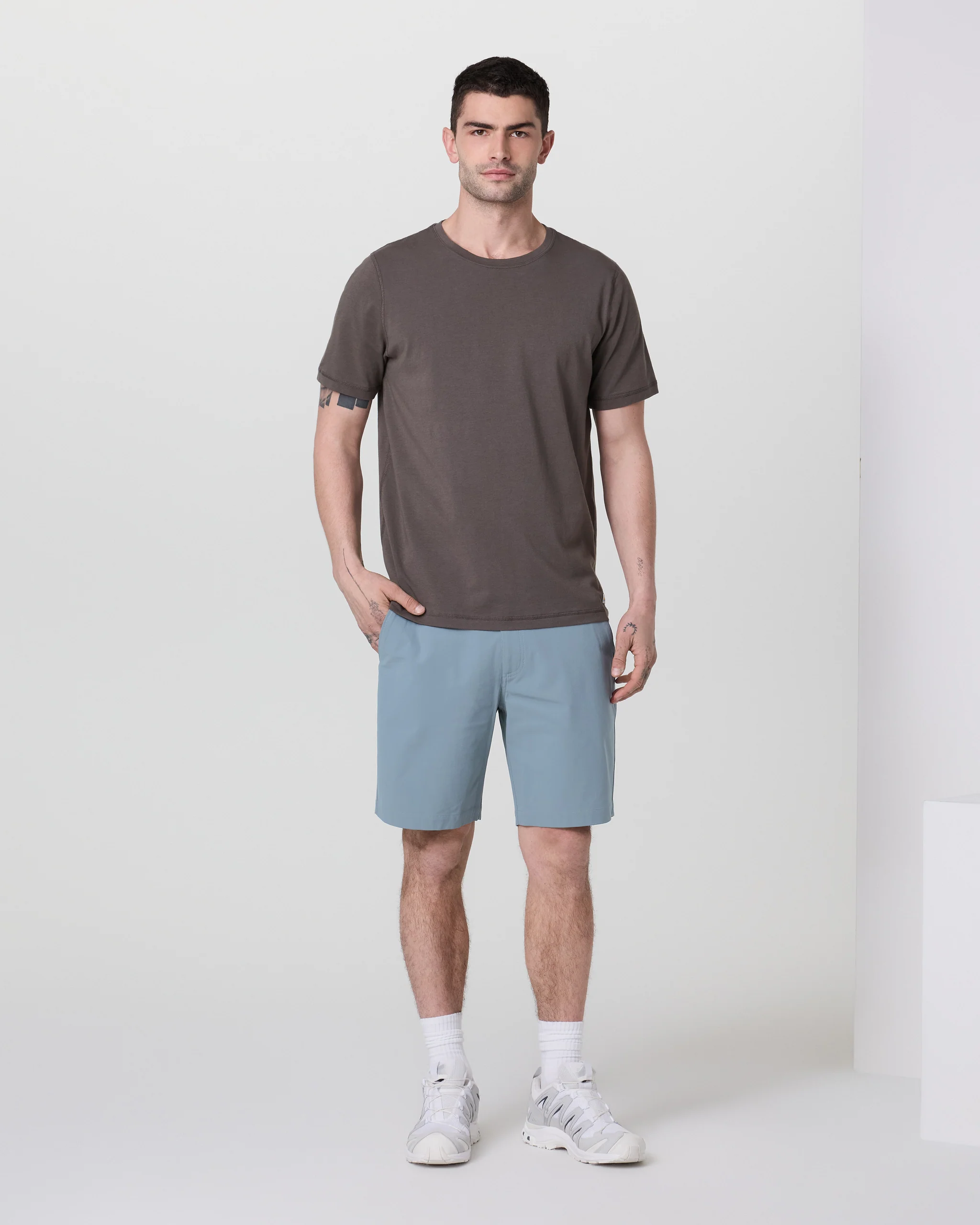 17764-vuori-metatm-short-8-dusty-blue-5.webp Vuori Meta™ Short 8" | Dusty Blue