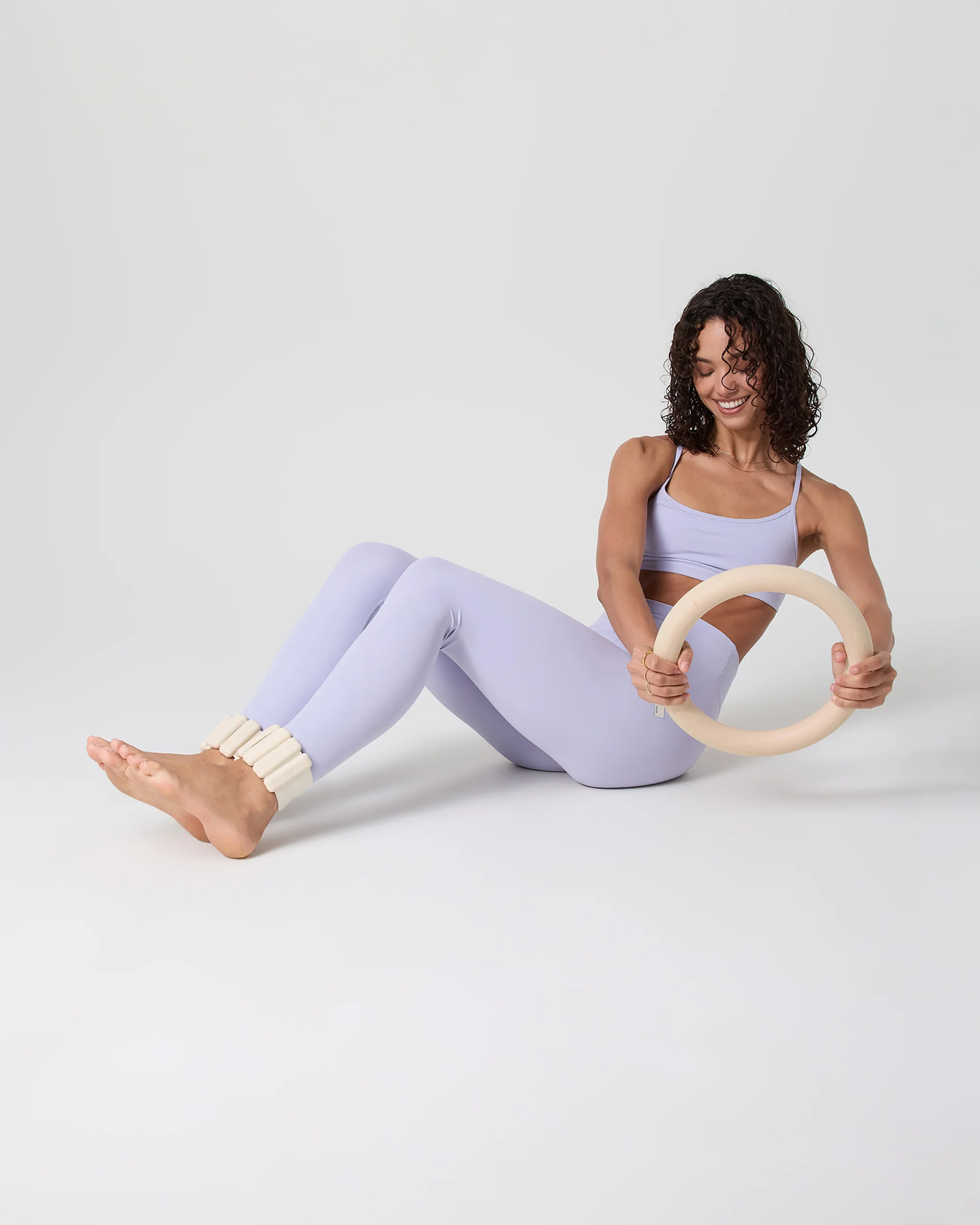 1781-vuori-allthefeelstm-legging-short-lavender-mist-6.webp Vuori AllTheFeels™ Legging - Short | Lavender Mist