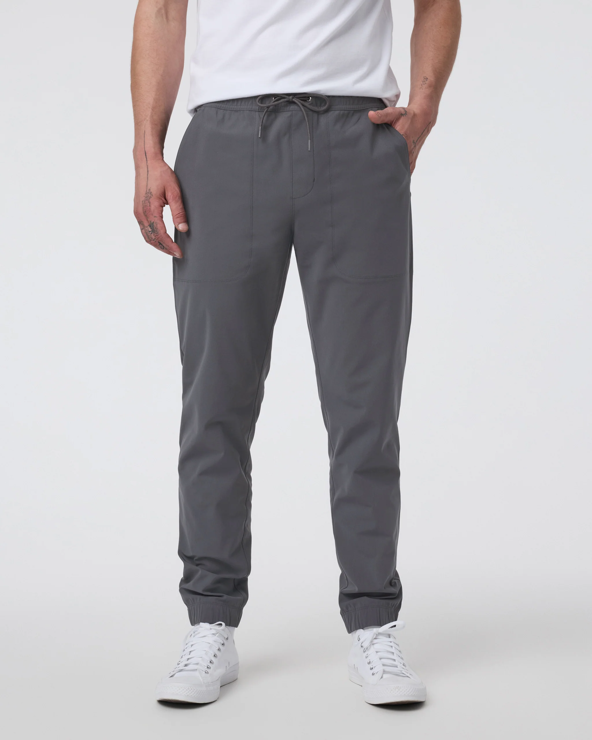 18128-vuori-metatm-jogger-30-charcoal-1.webp Vuori Meta™ Jogger 30" | Charcoal