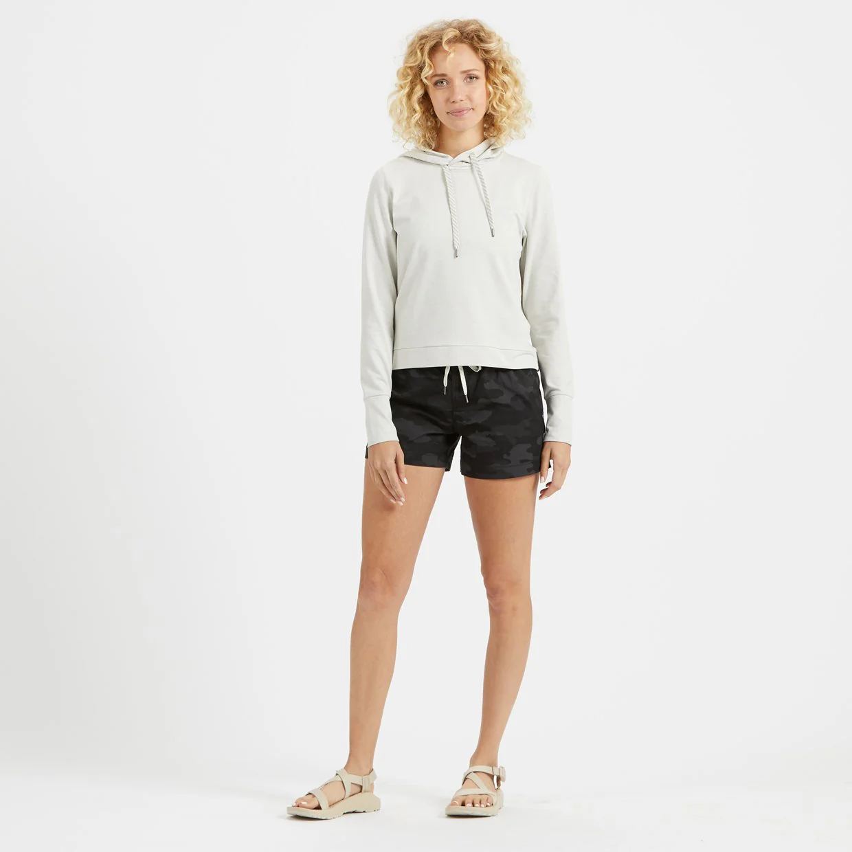 Halo Essential Hoodie | Dove Grey Heather
