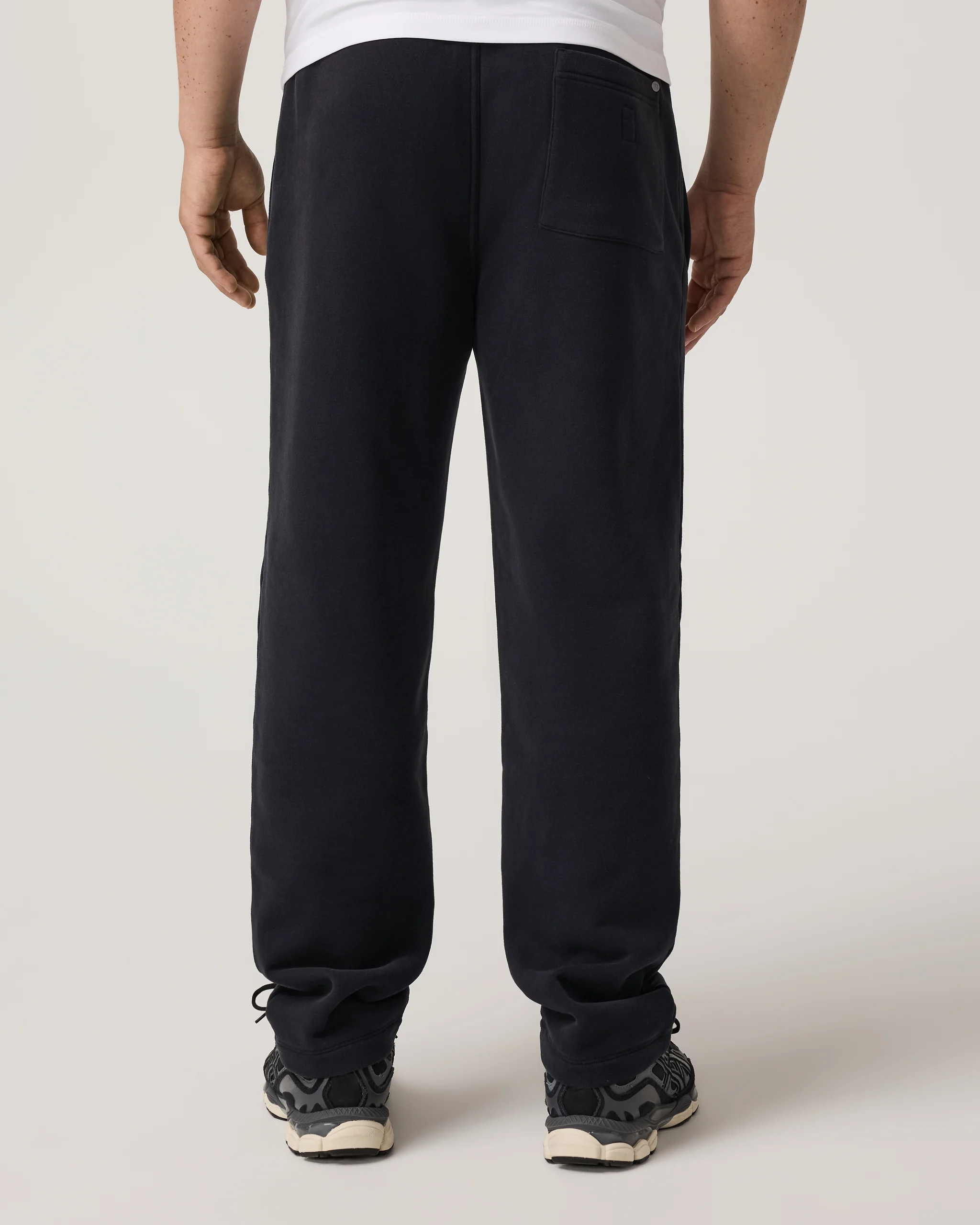 Seaside Straight Leg Sweatpant 30” | Black