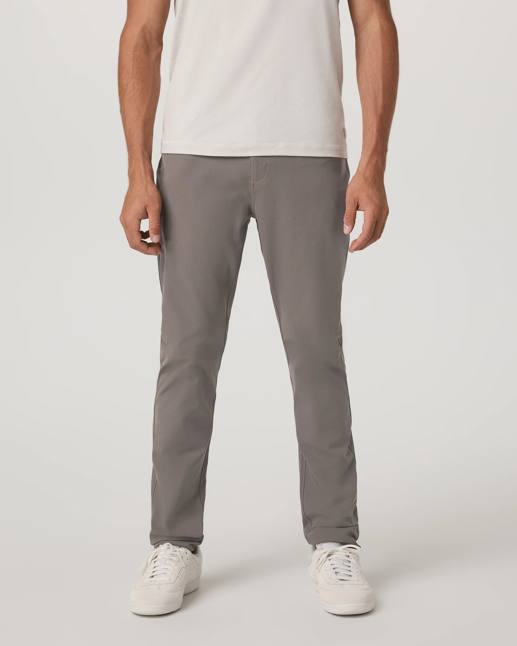 18698-vuori-metatm-pant-athletic-slim-fit-32-warm-grey-2.webp Vuori Meta™ Pant Athletic Slim Fit 32" | Warm Grey