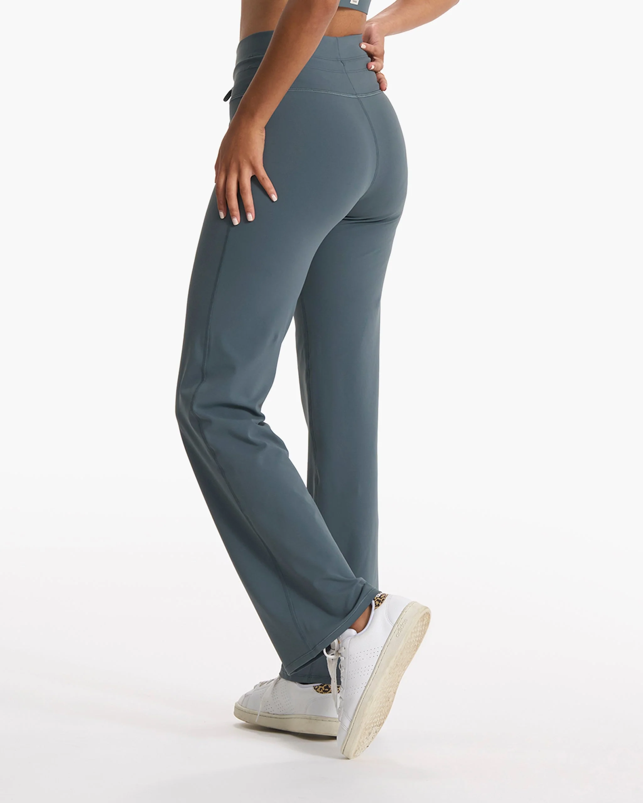 18779-daily-wideleg-stone-2.webp Daily Wideleg | Stone