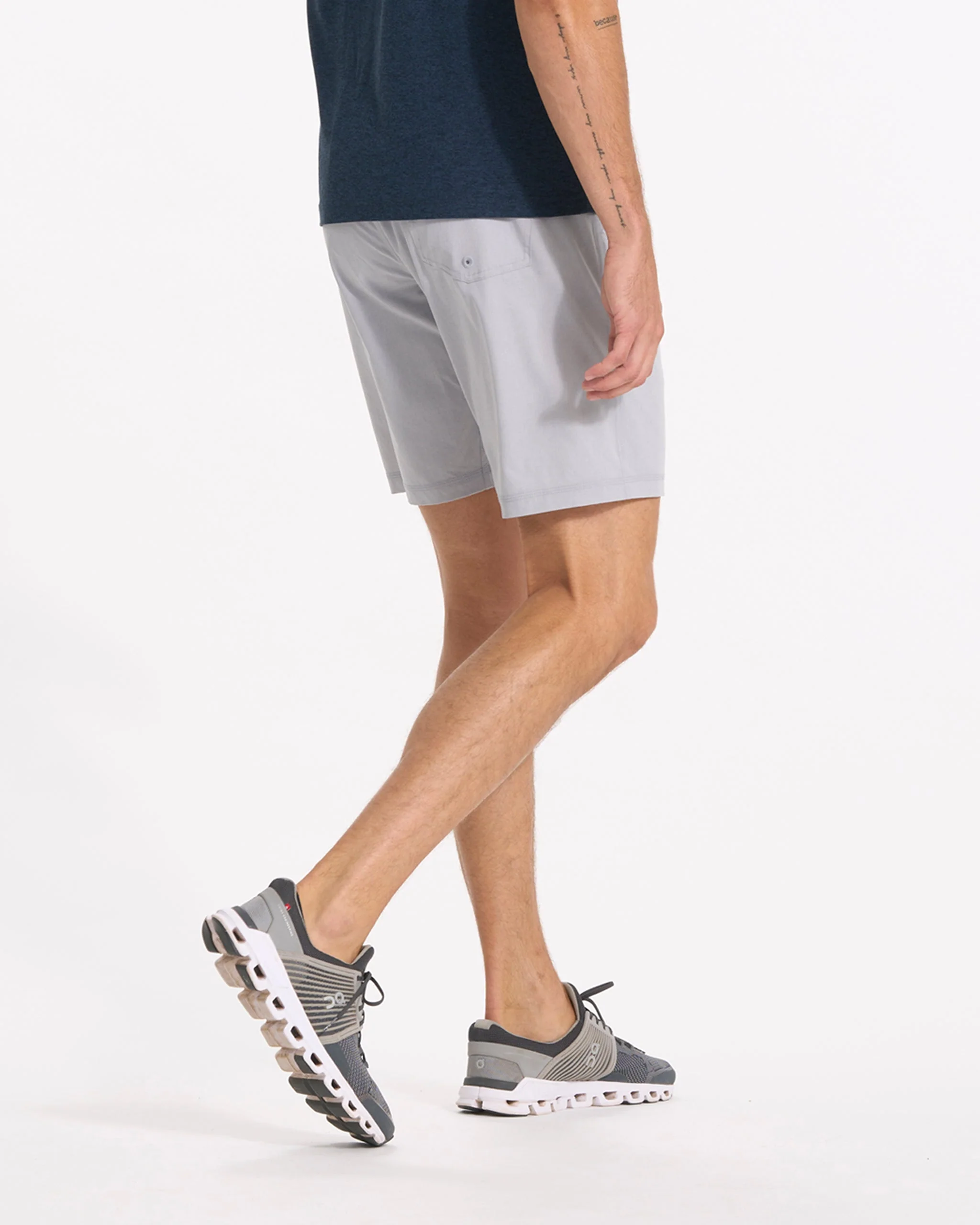 Kore Short Lined 9" | Platinum Linen Texture