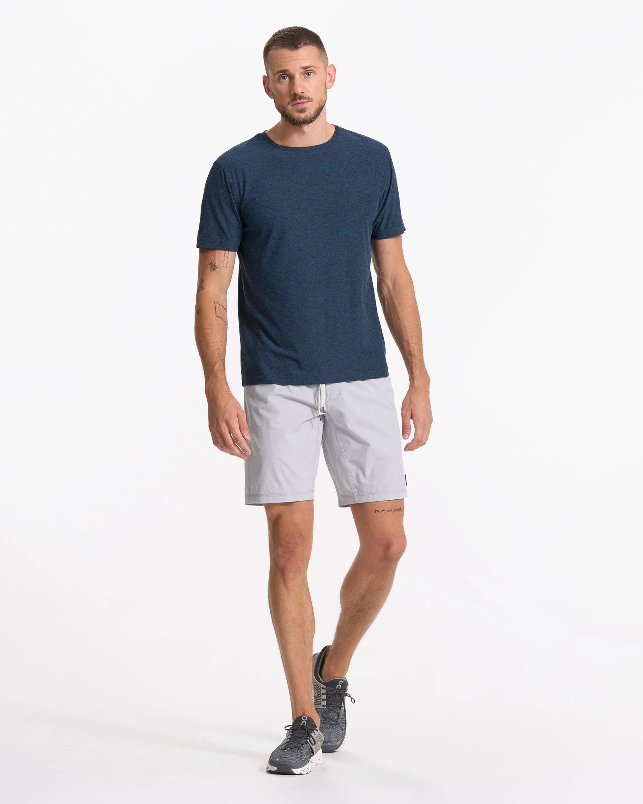 Kore Short Lined 9" | Platinum Linen Texture