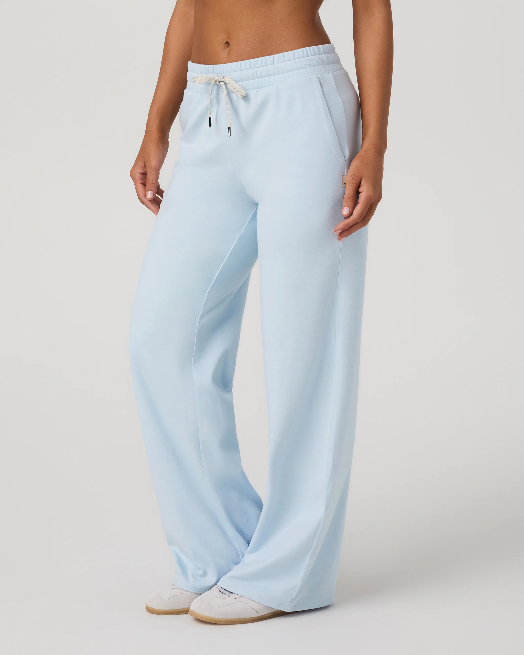 19564-halo-essential-wideleg-pant-soft-sky-heather-1.webp Halo Essential Wideleg Pant | Soft Sky Heather