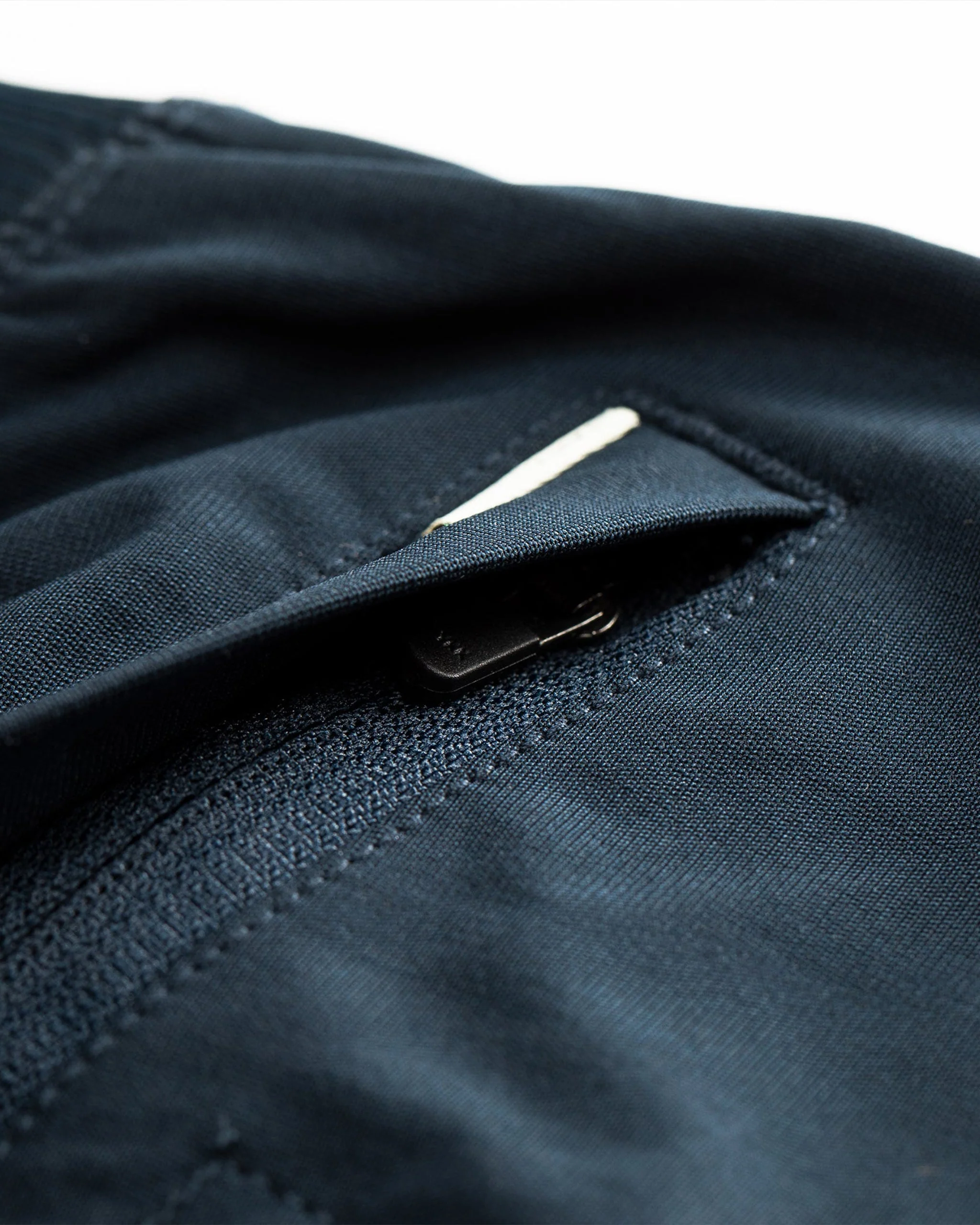 19966-vuori-metatm-pant-athletic-slim-fit-30-navy-3.webp Vuori Meta™ Pant Athletic Slim Fit 30" | Navy