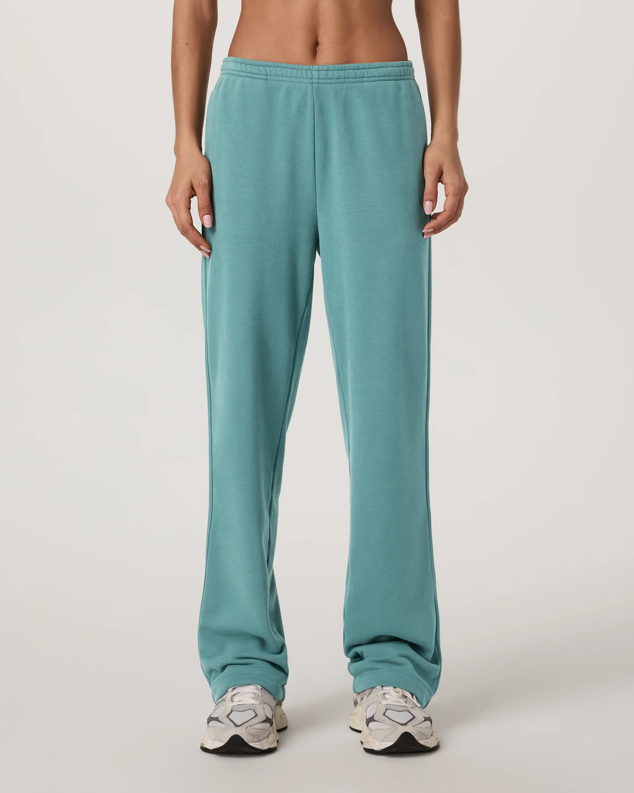 Sedona Straight Leg Sweatpant | Bluegrass