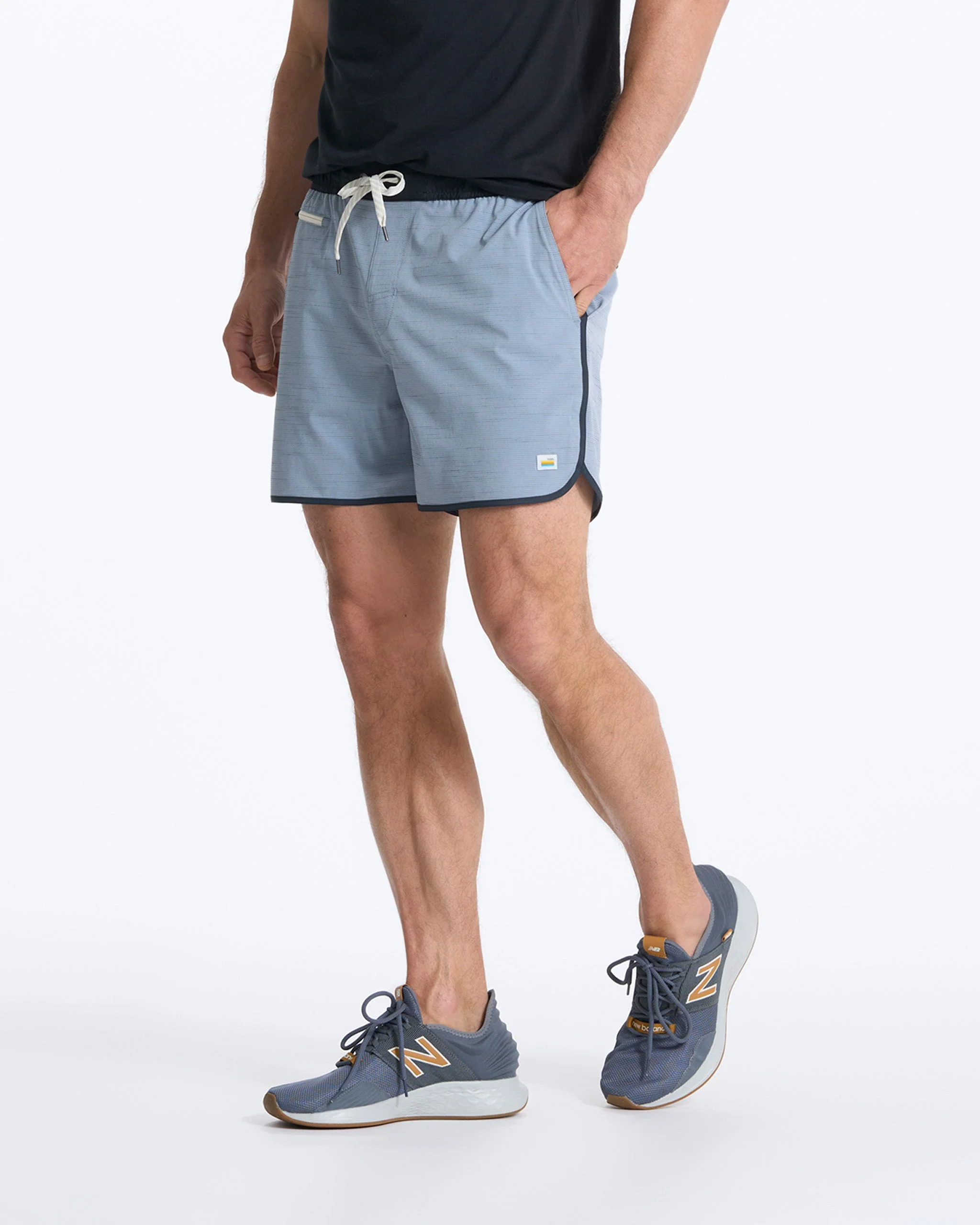 20687-banks-short-unlined-5-light-cloud-slub-stripe-2.webp Banks Short Unlined 5" | Light Cloud Slub Stripe