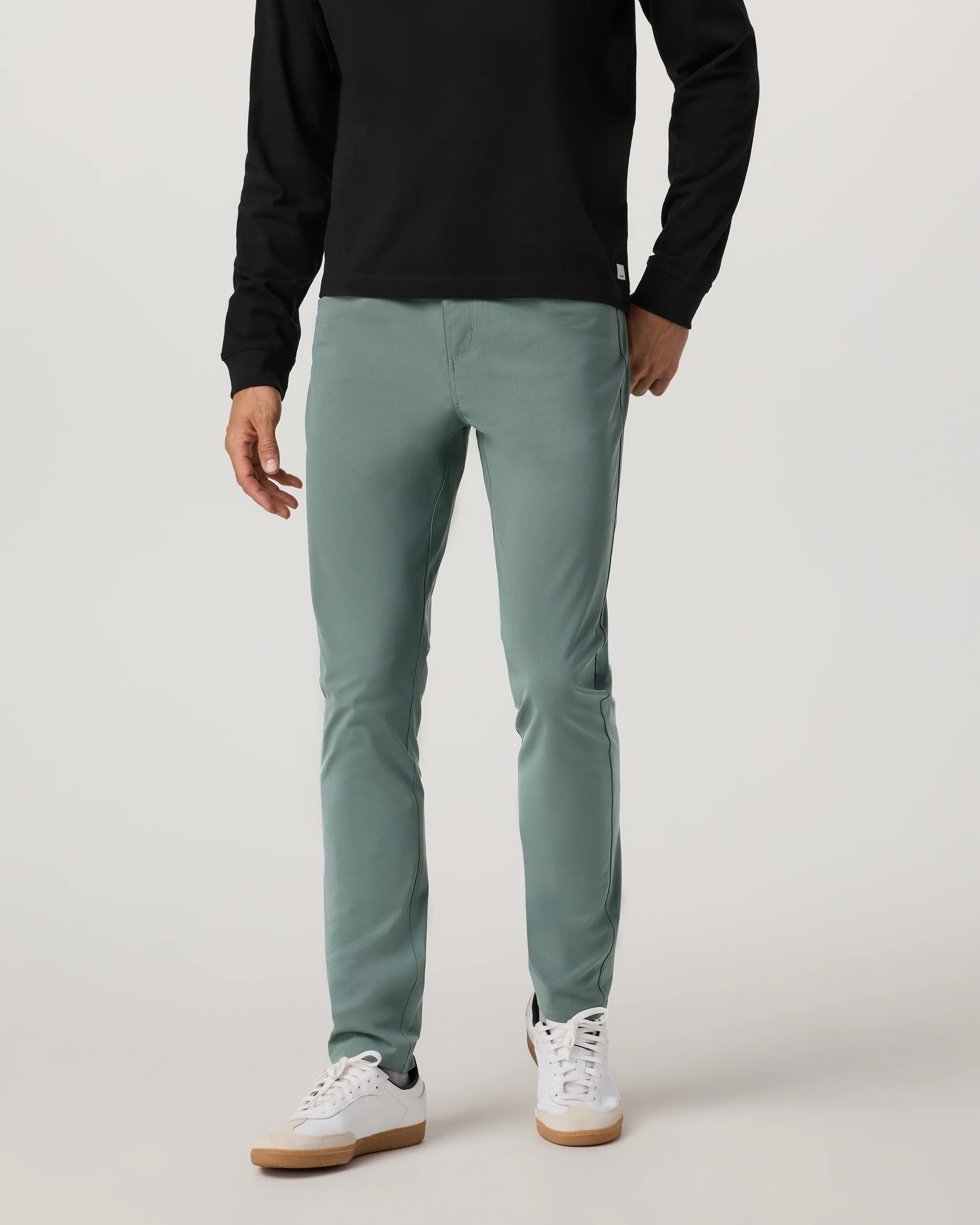 21084-vuori-metatm-pant-athletic-slim-fit-32-marsh-1.webp Vuori Meta™ Pant Athletic Slim Fit 32" | Marsh