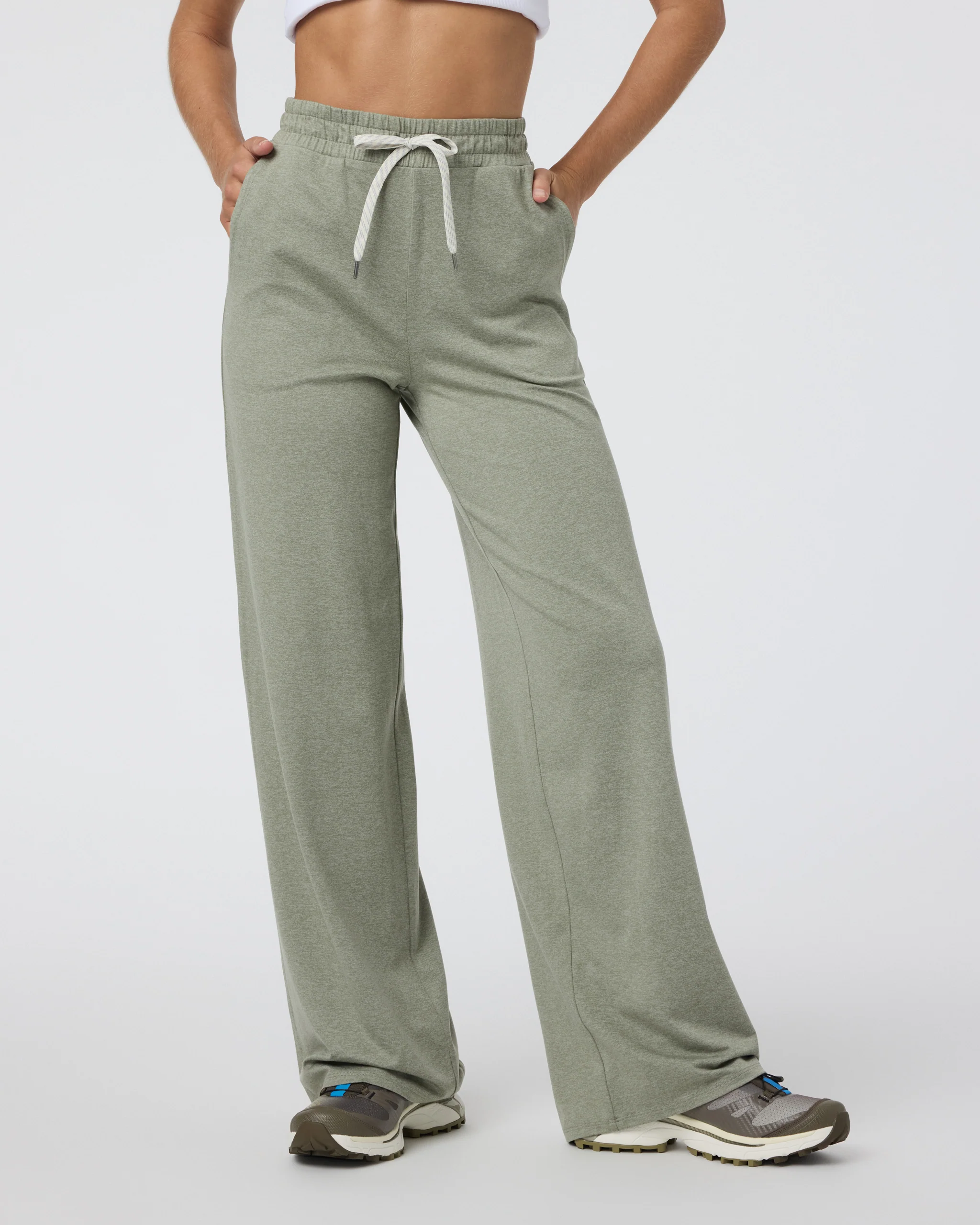21367-halo-essential-wideleg-pant-short-laurel-heather-1.webp Halo Essential Wideleg Pant - Short | Laurel Heather