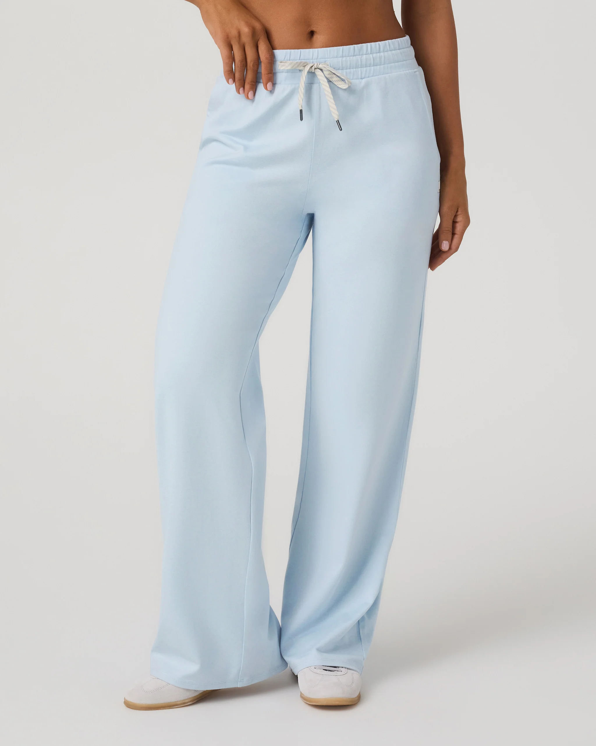 21439-halo-essential-wideleg-pant-short-soft-sky-heather-1.webp Halo Essential Wideleg Pant - Short | Soft Sky Heather