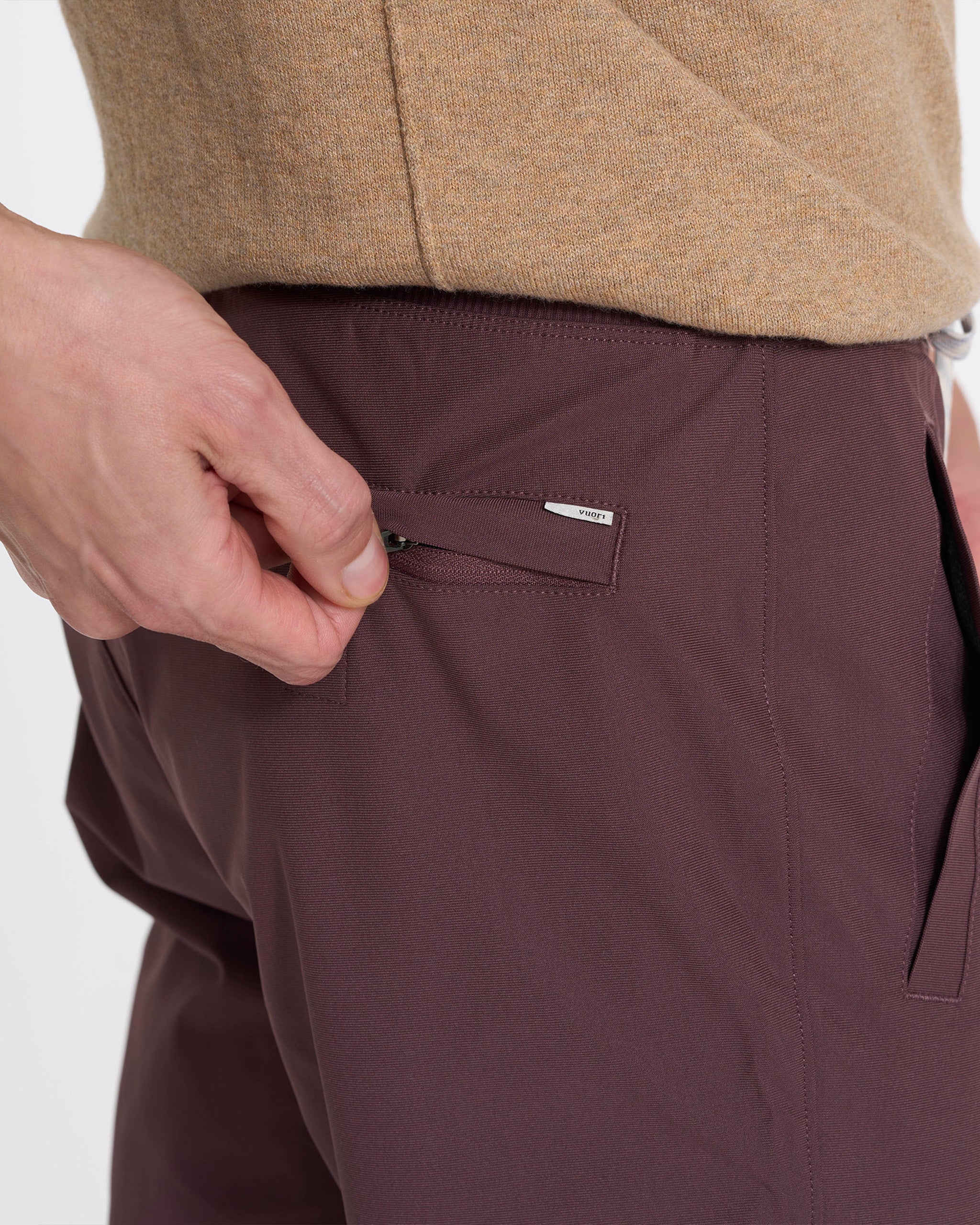 21577-meta-jogger-chestnut-6.jpg Meta Jogger | Chestnut