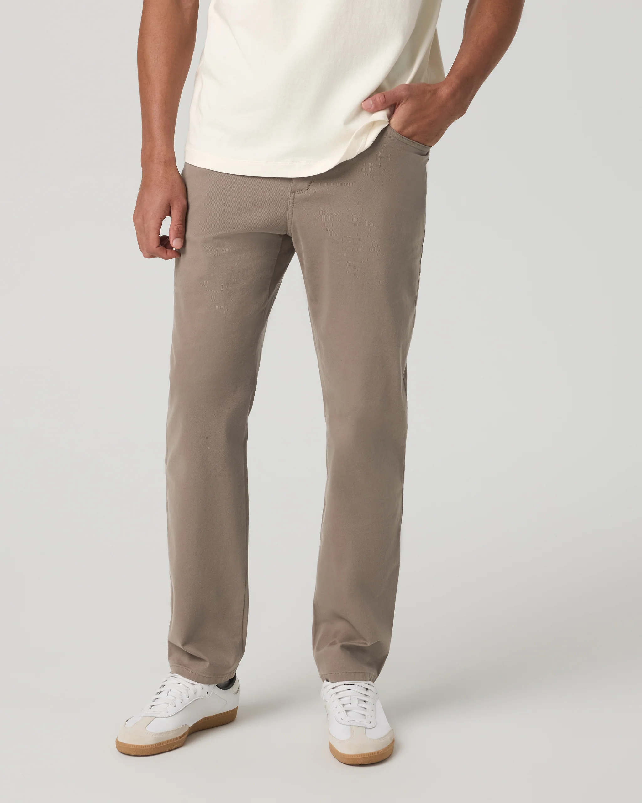 22363-vuori-metatm-cotton-pant-classic-fit-32-boulder-1.webp Vuori Meta™ Cotton Pant Classic Fit 32" | Boulder