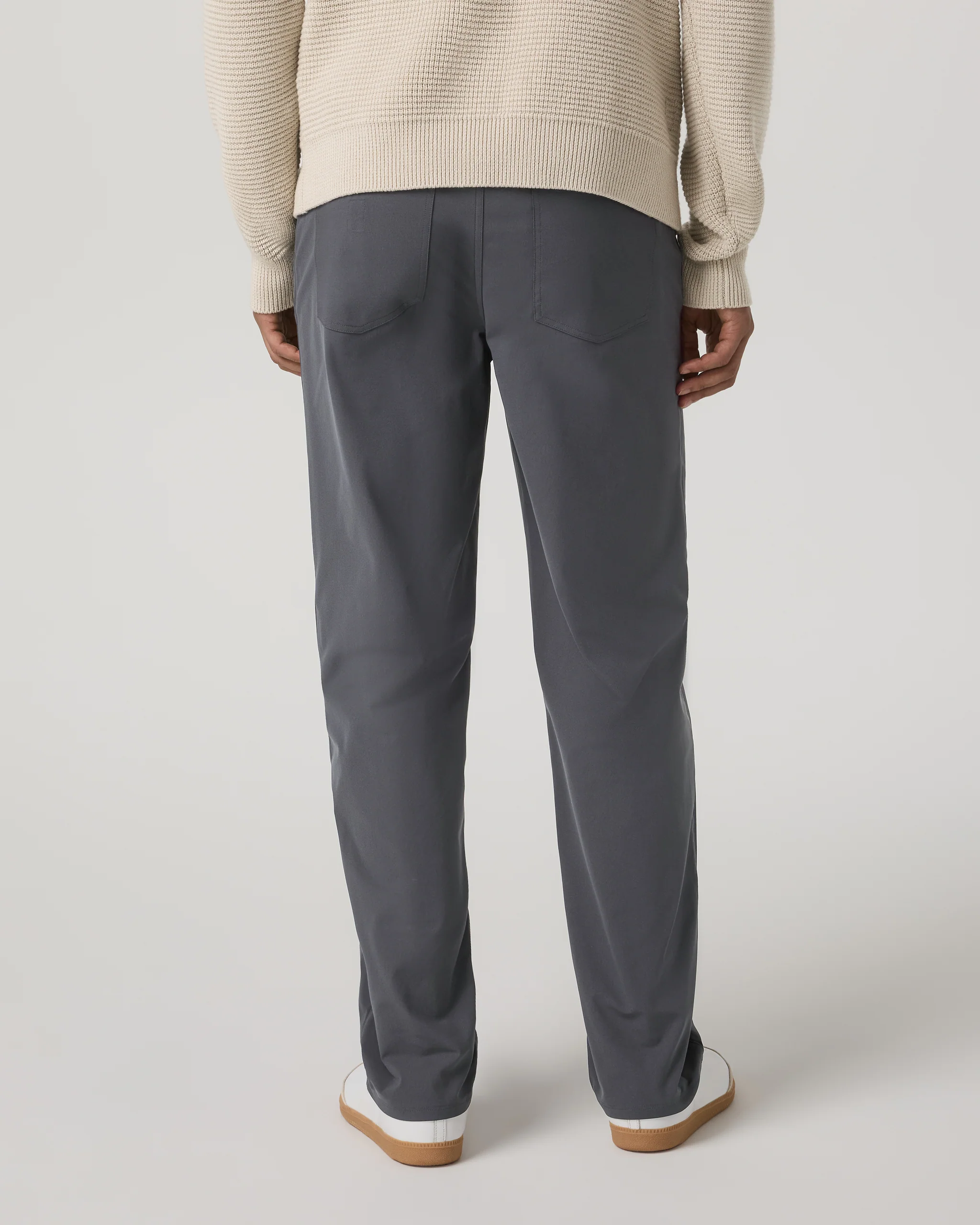 Vuori Meta™ Pant Relaxed Fit 30" | Charcoal