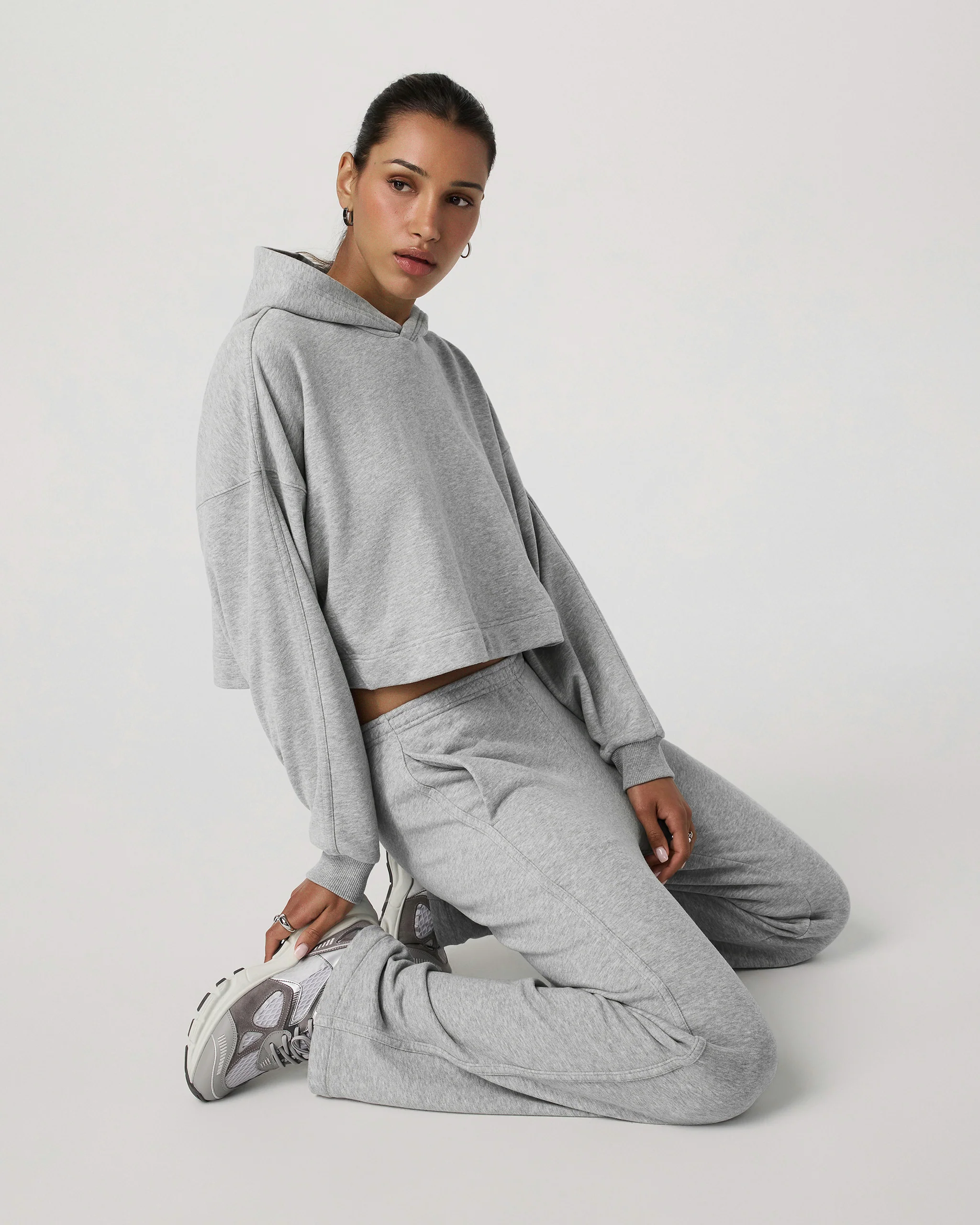 Sedona Straight Leg Sweatpant - Short | Light Heather Grey