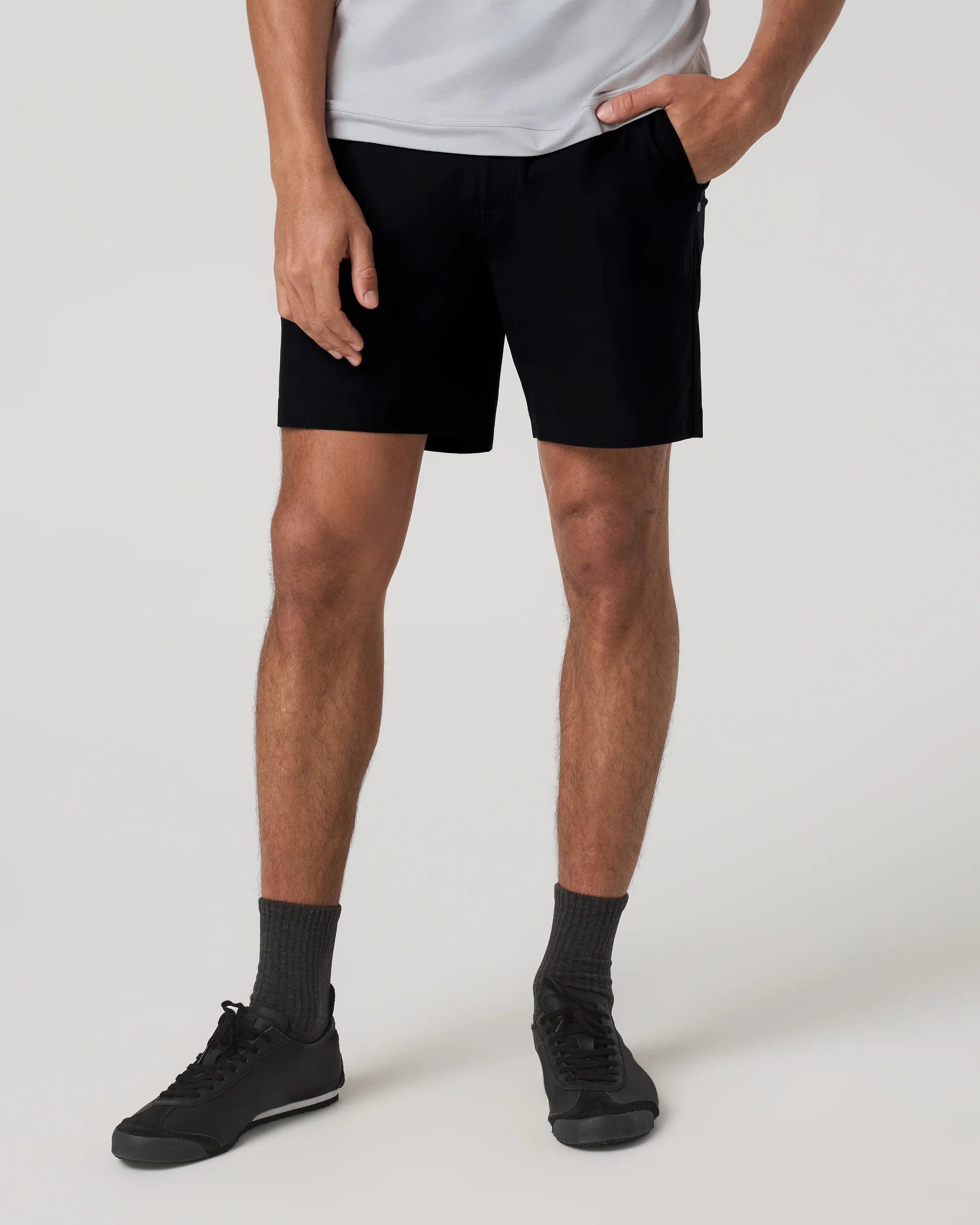 22916-vuori-metatm-short-6-black-1.webp Vuori Meta™ Short 6" | Black
