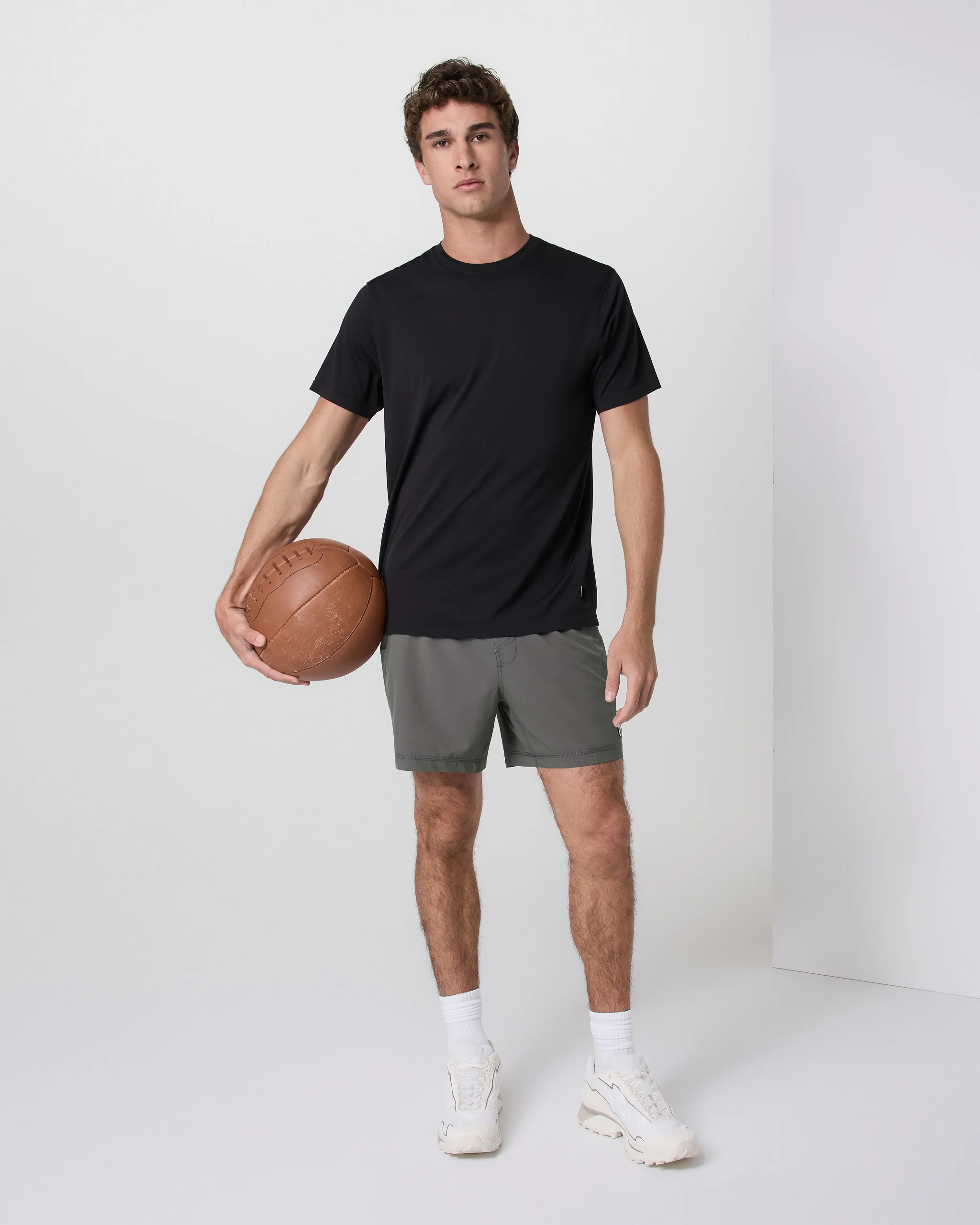 Kore Short Unlined 5" | Warm Grey
