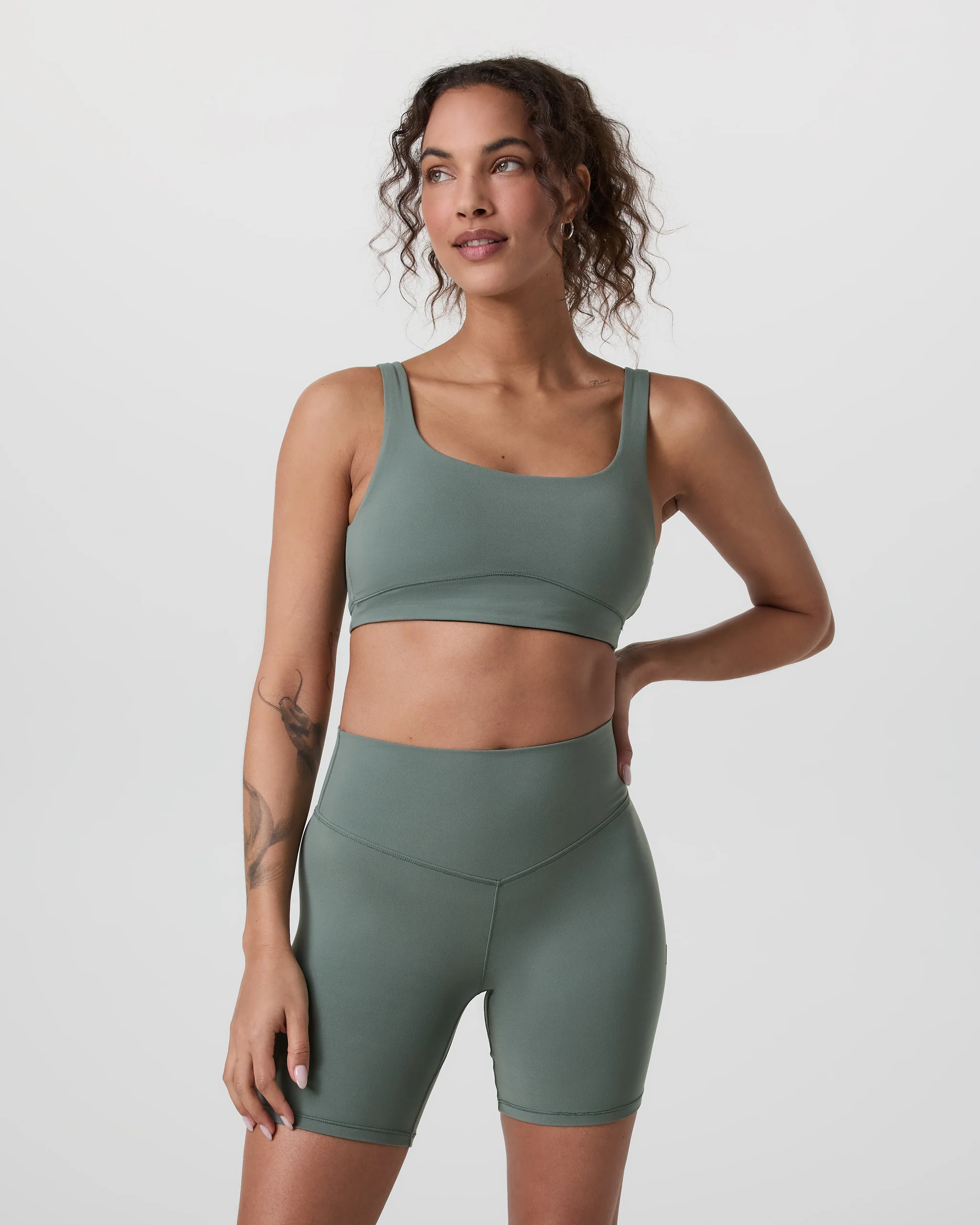 2349-vuori-alltheformtm-bra-marsh-1.webp Vuori AllTheForm™ Bra | Marsh