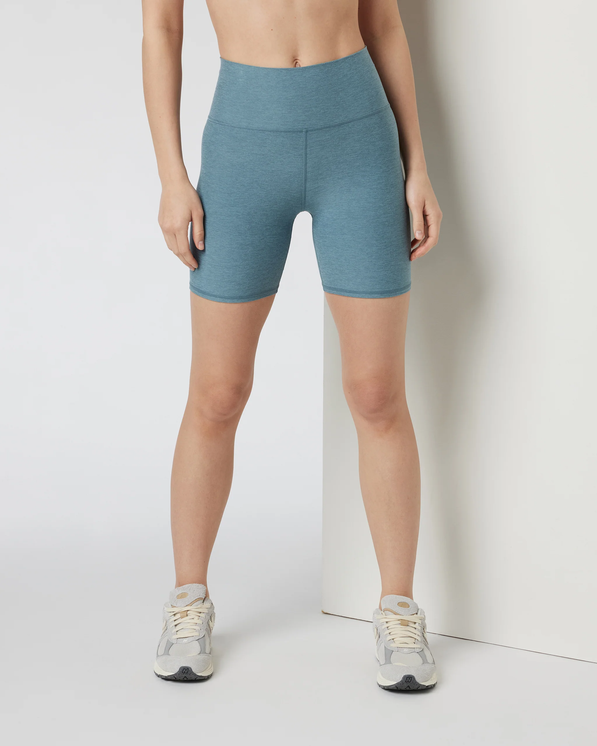 23828-clean-elevation-shorty-6-smoke-blue-heather-1.webp Clean Elevation Shorty 6" | Smoke Blue Heather