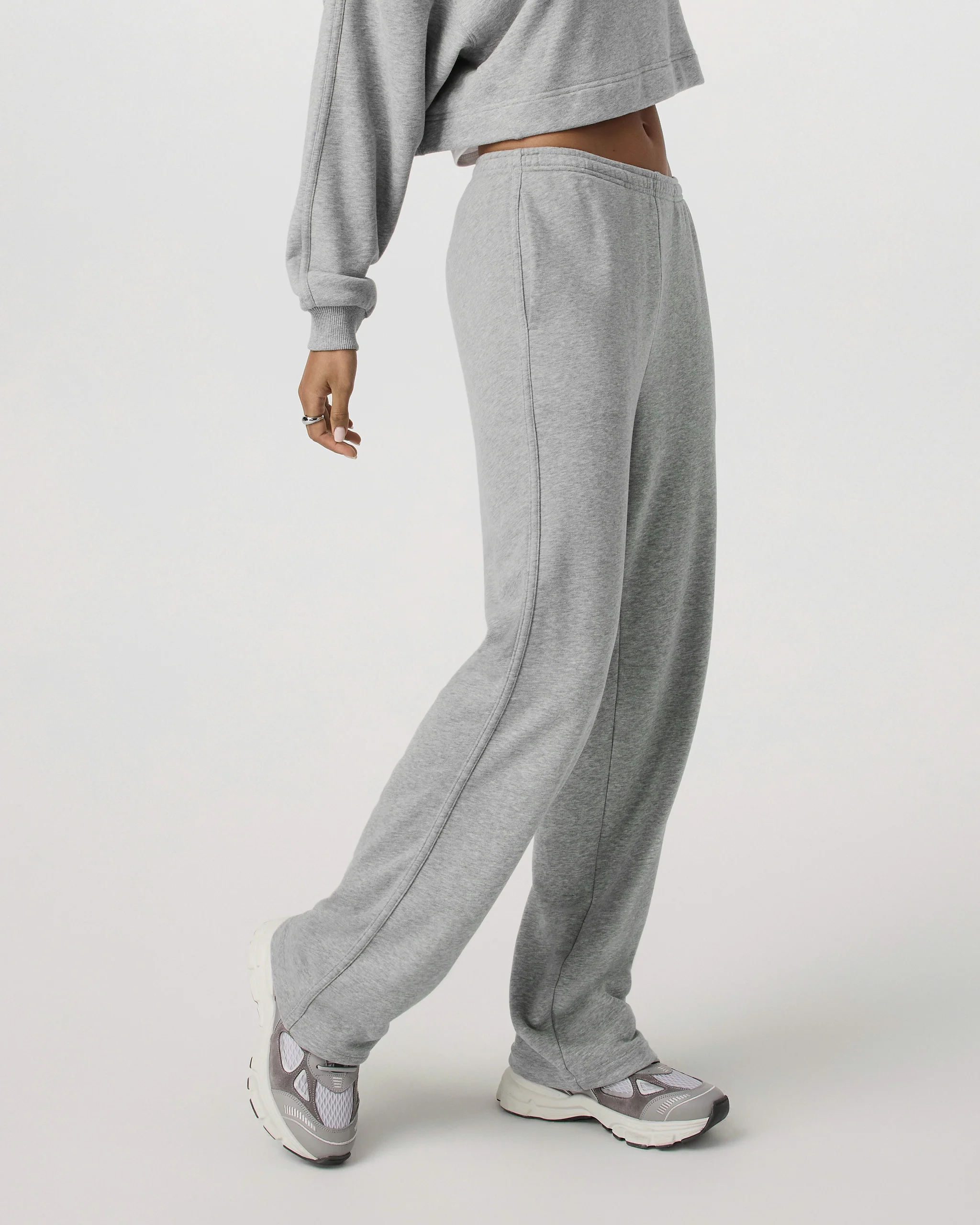 Sedona Straight Leg Sweatpant-Long | Light Heather Grey