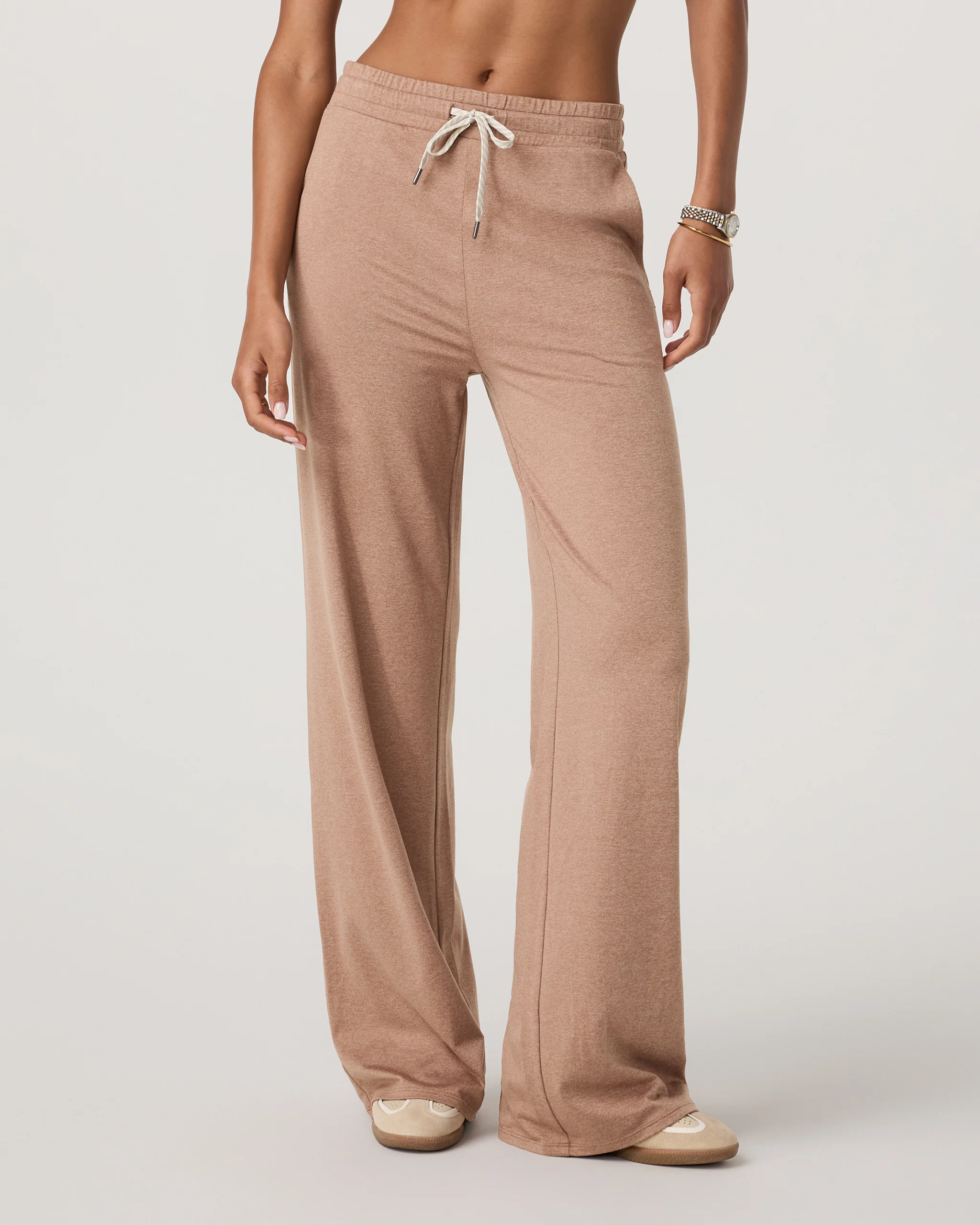 23885-halo-essential-wideleg-pant-long-nutmeg-heather-1.webp Halo Essential Wideleg Pant - Long | Nutmeg Heather