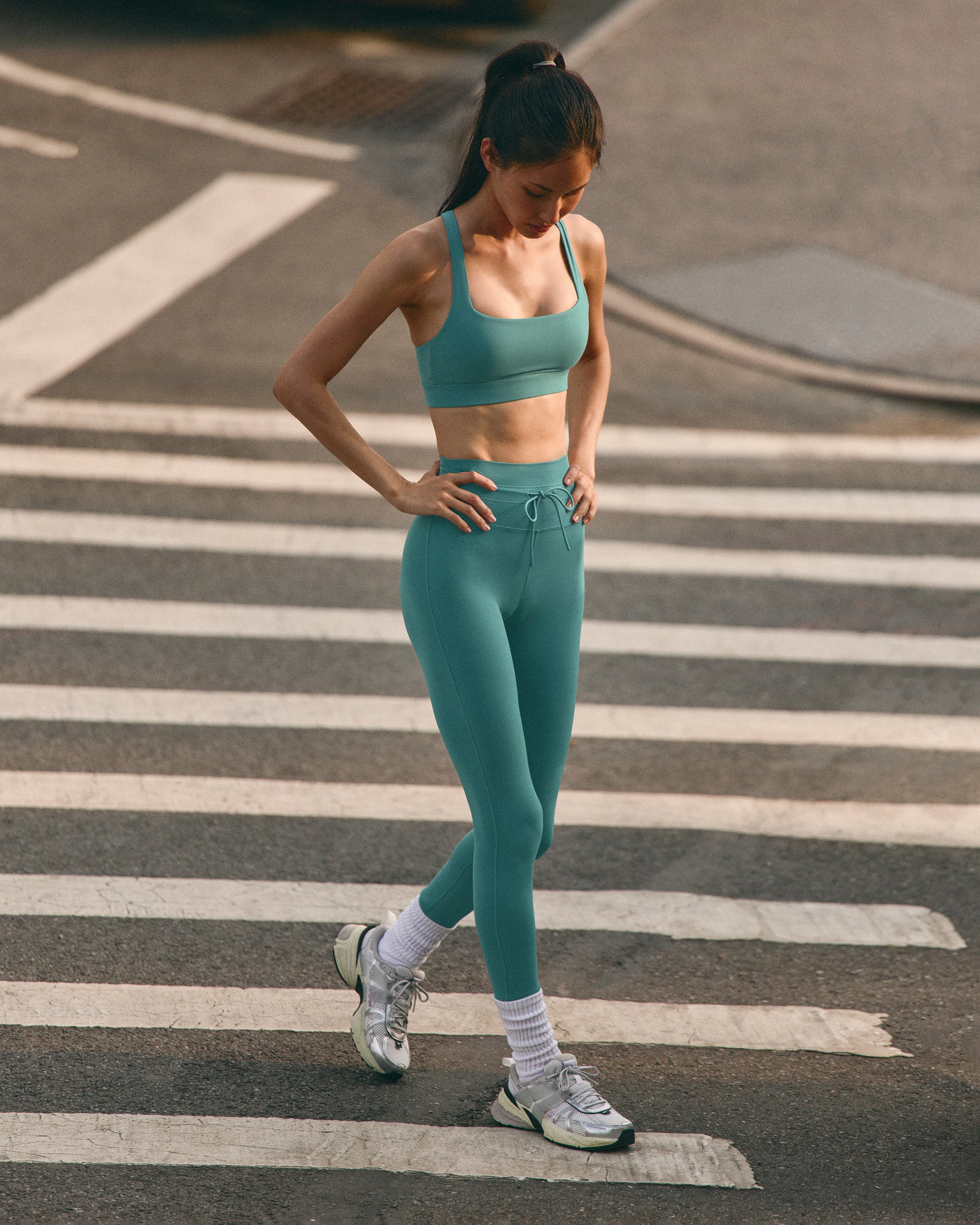 2501-daily-form-legging-bluegrass-1.jpg Daily Form Legging | Bluegrass