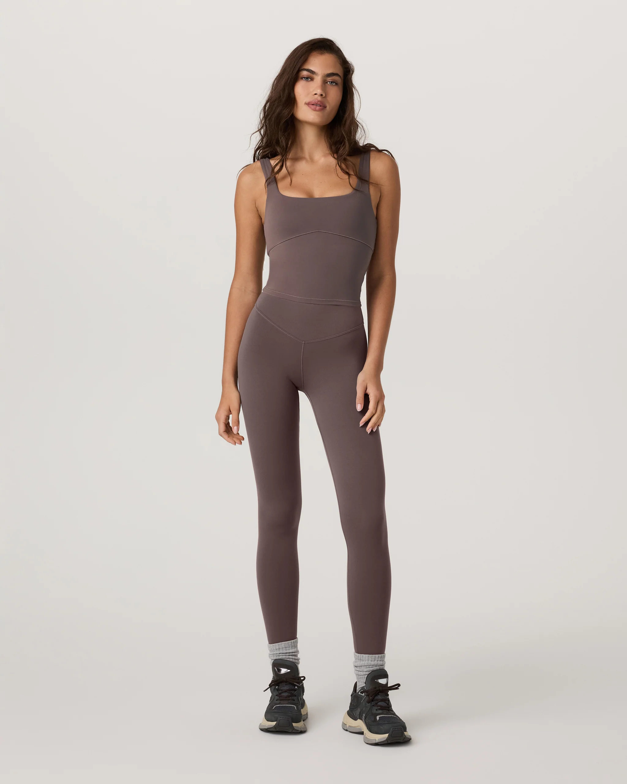 2653-vuori-alltheformtm-legging-short-huckleberry-1.webp Vuori AllTheForm™ Legging - Short | Huckleberry
