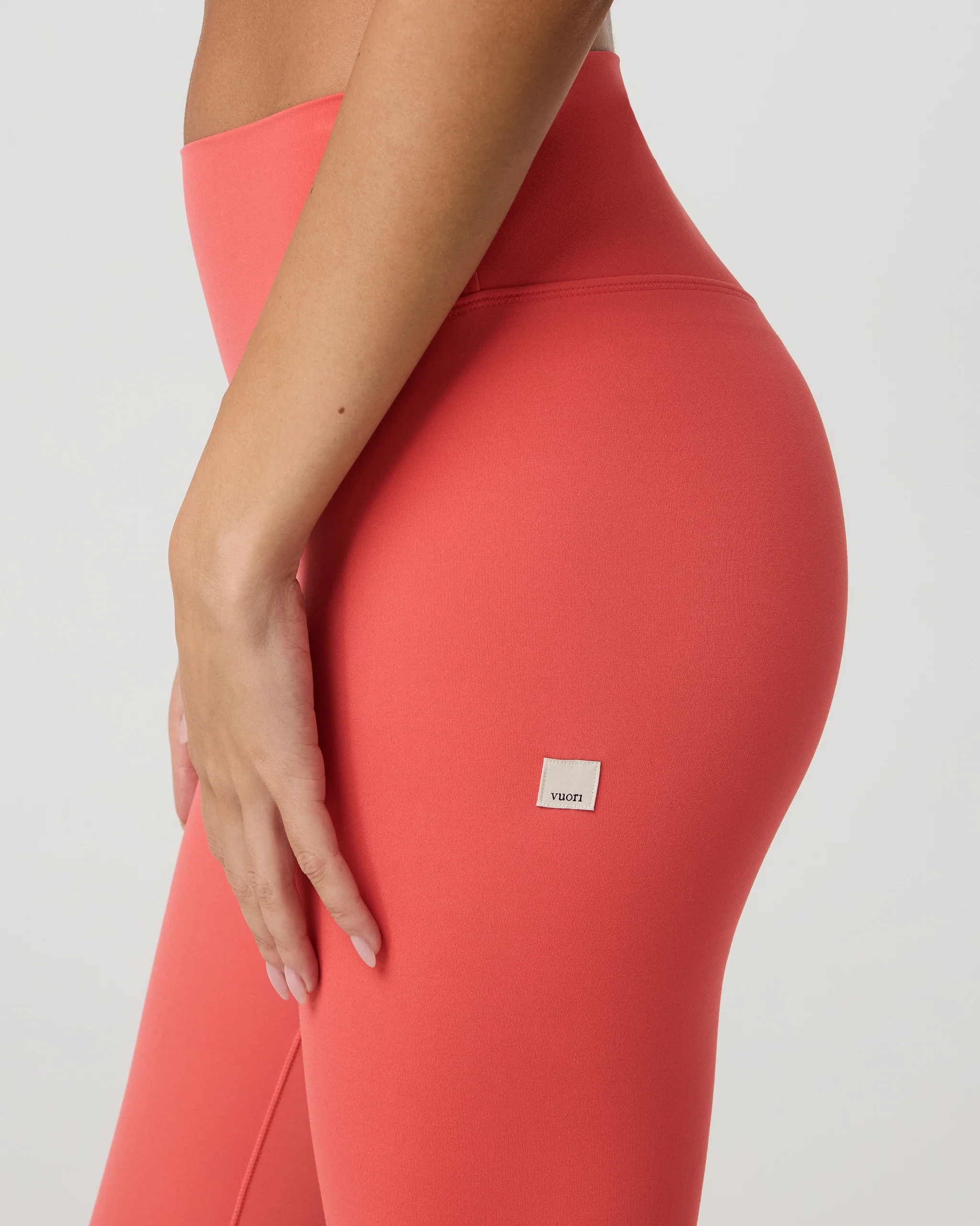 2773-vuori-alltheformtm-legging-short-bright-coral-4.webp Vuori AllTheForm™ Legging - Short | Bright Coral