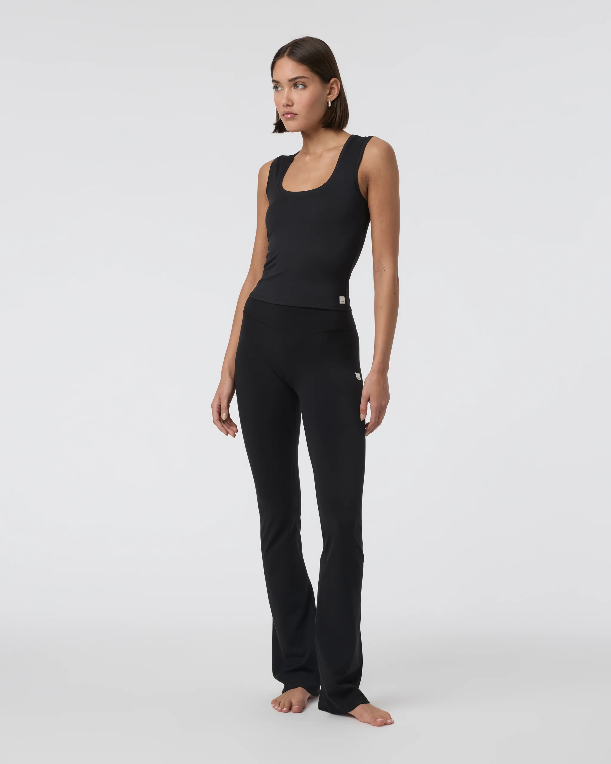 2845-vuori-allthefeelstm-slim-flare-black-1.webp Vuori AllTheFeels™ Slim Flare | Black