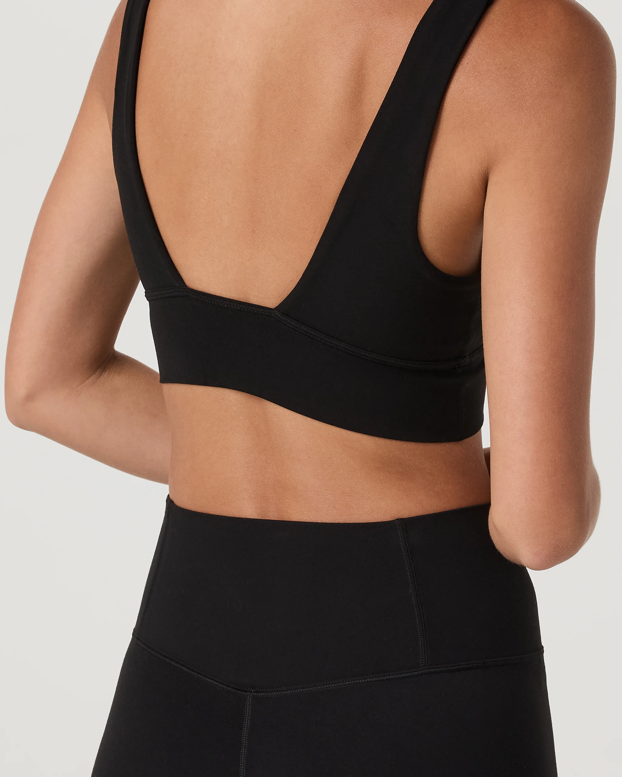 Vuori AllTheFeels™ Triangle Bra | Black
