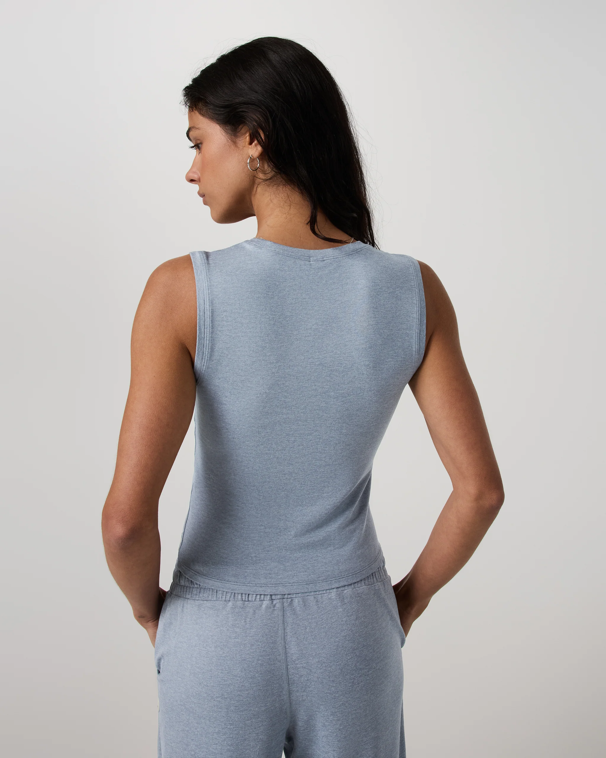3454-halo-essential-scoop-tank-coastal-fog-heather-3.webp Halo Essential Scoop Tank | Coastal Fog Heather
