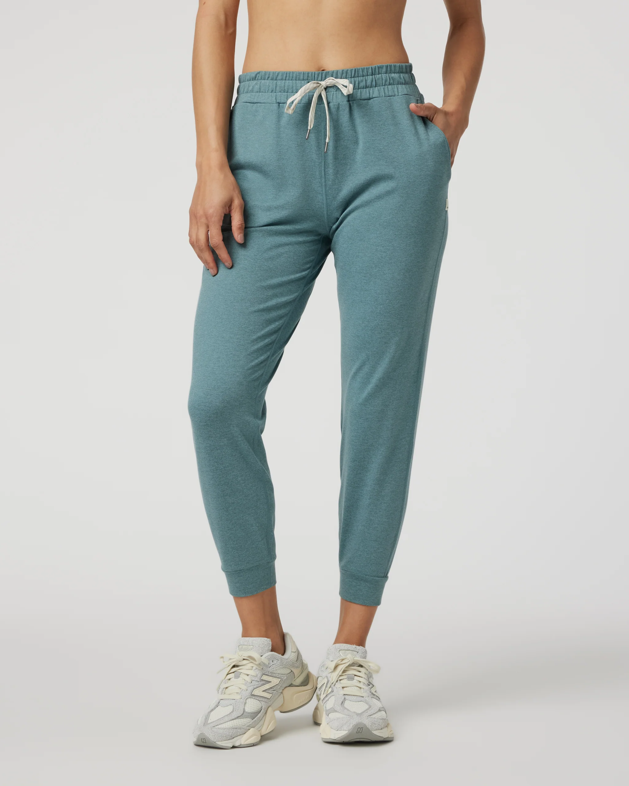 378-performance-jogger-iron-heather-1.webp Performance Jogger | Iron Heather