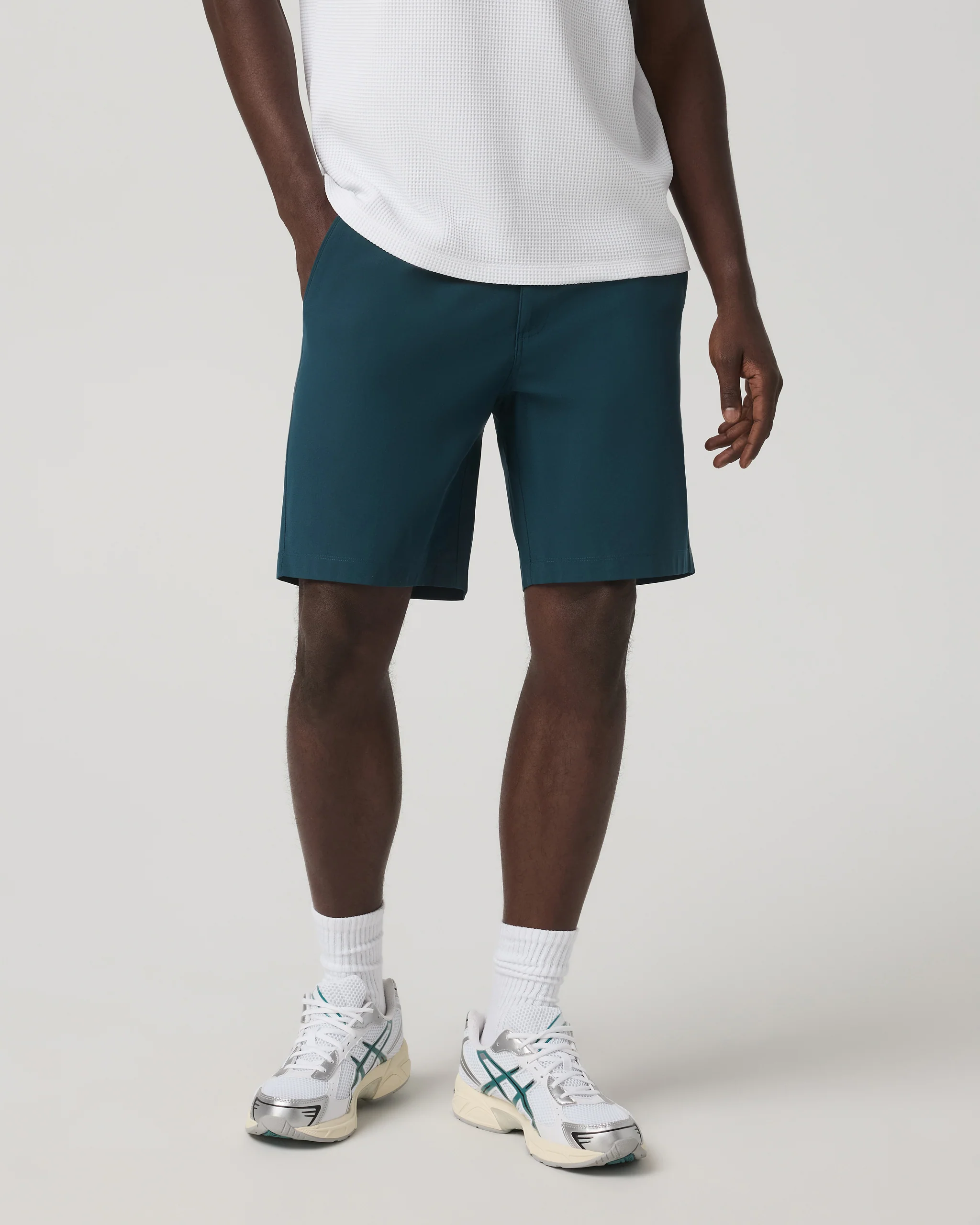 3905-vuori-metatm-short-8-dark-teal-2.webp Vuori Meta™ Short 8" | Dark Teal